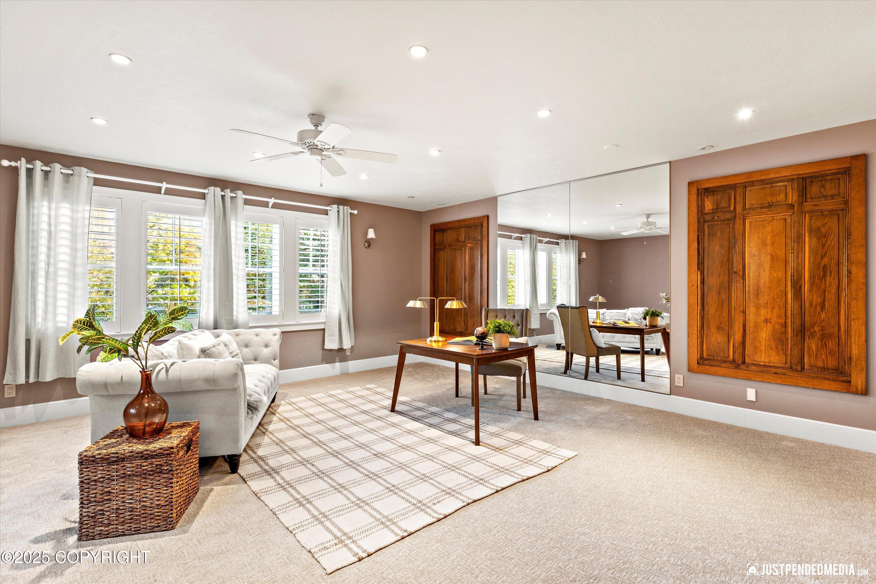 3806 North Point Circle