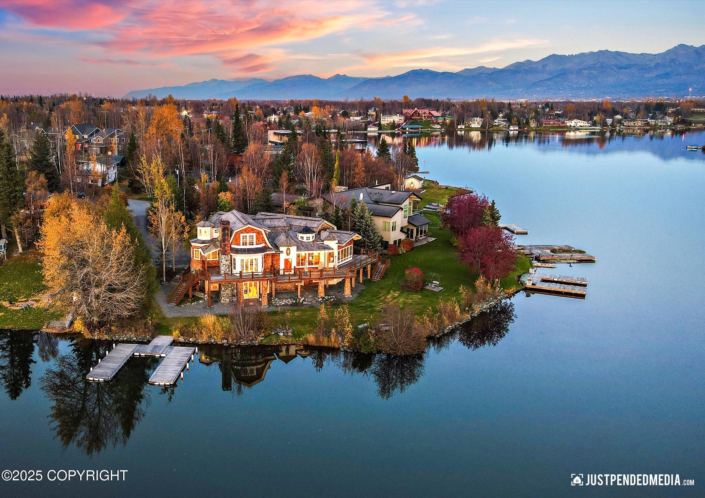 3806 North Point Circle