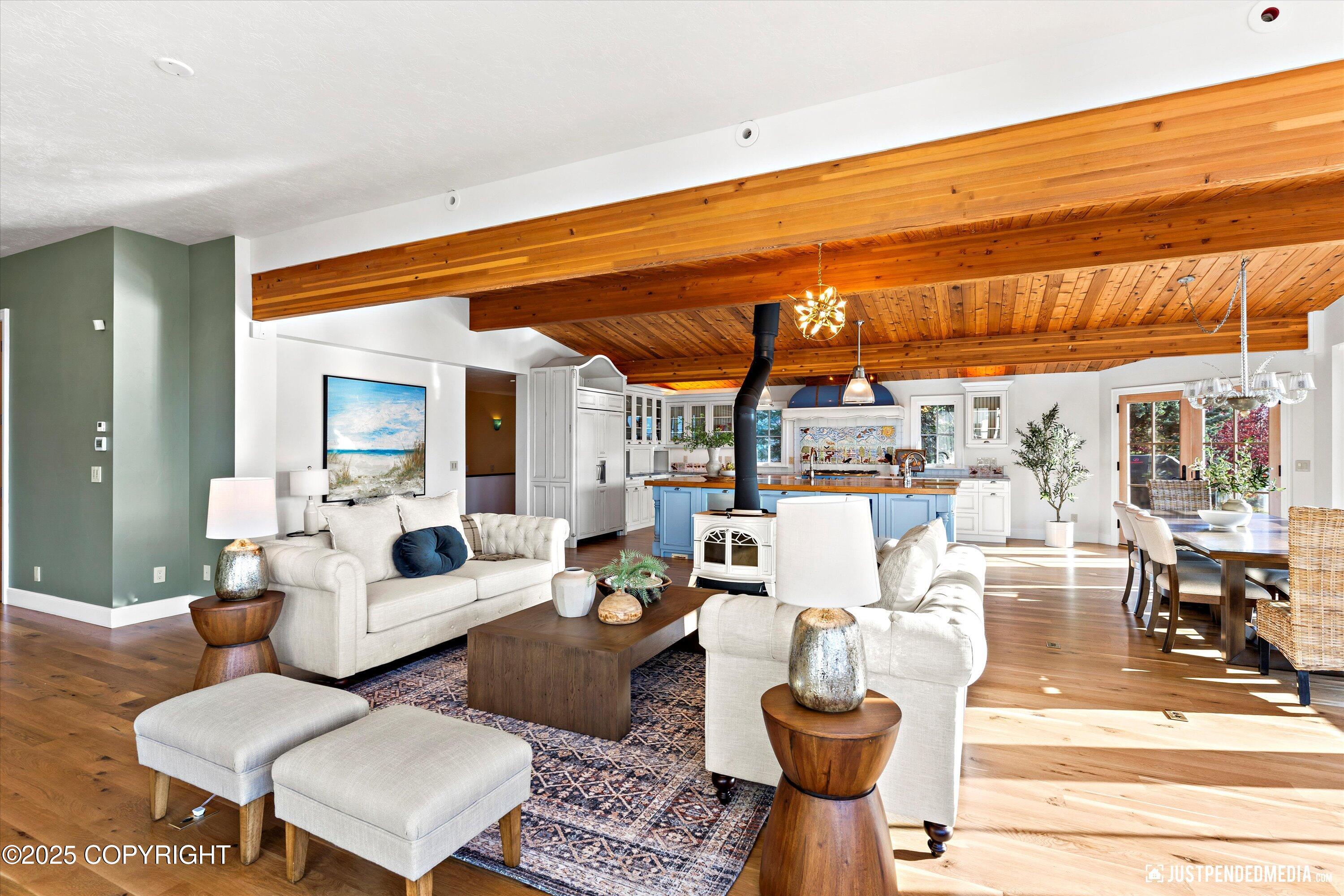 3806 North Point Circle