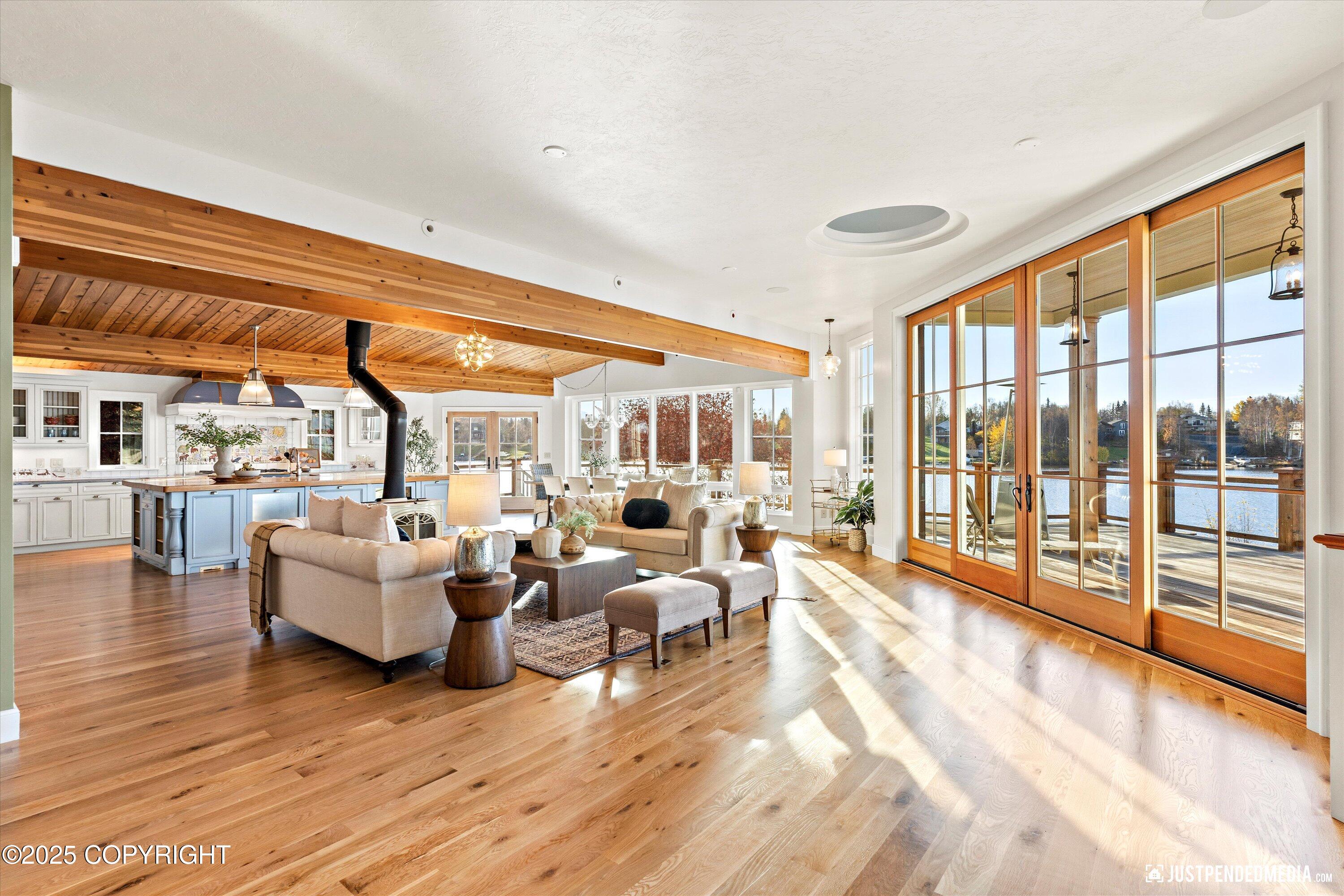 3806 North Point Circle