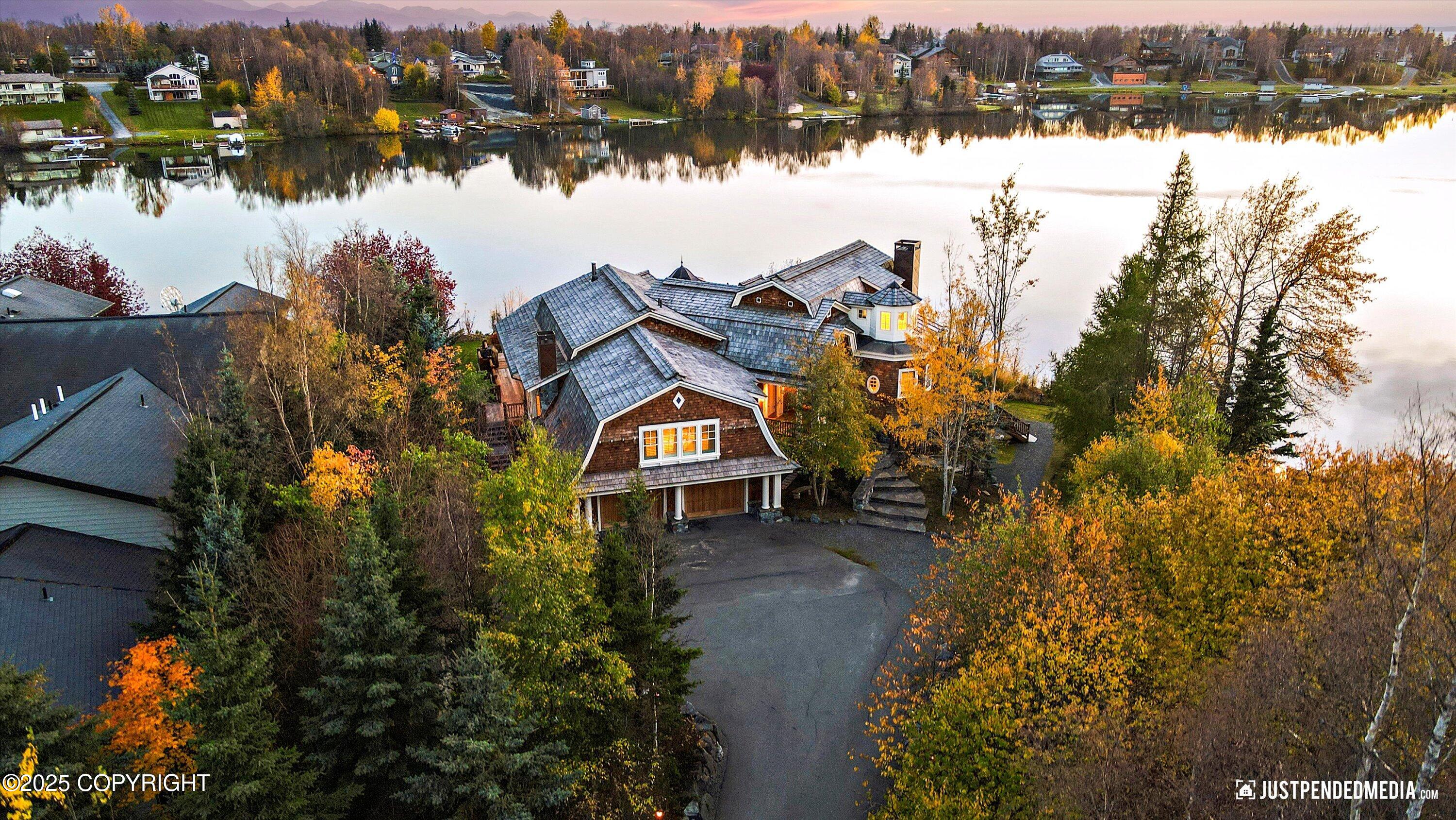 3806 North Point Circle