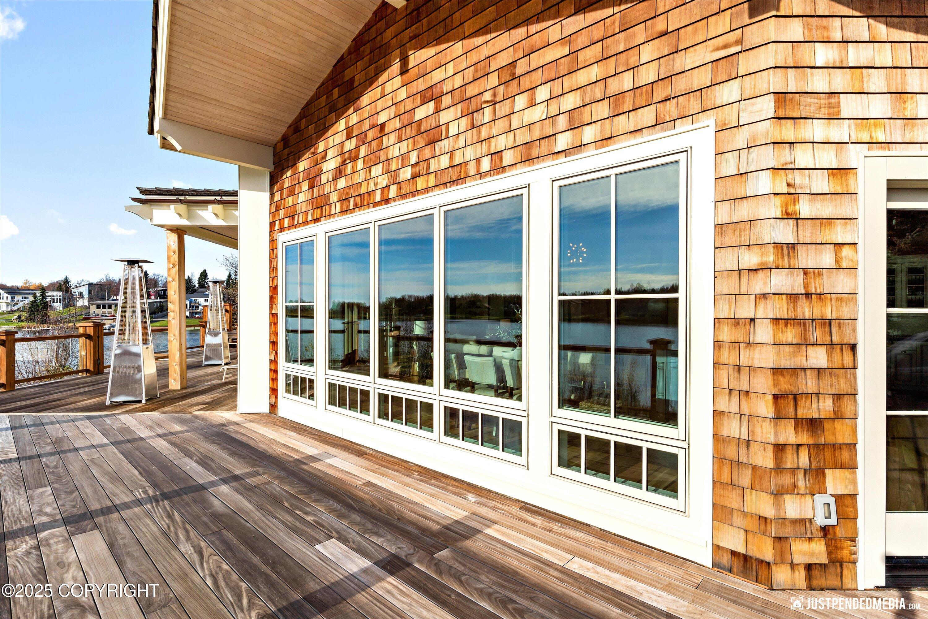 3806 North Point Circle