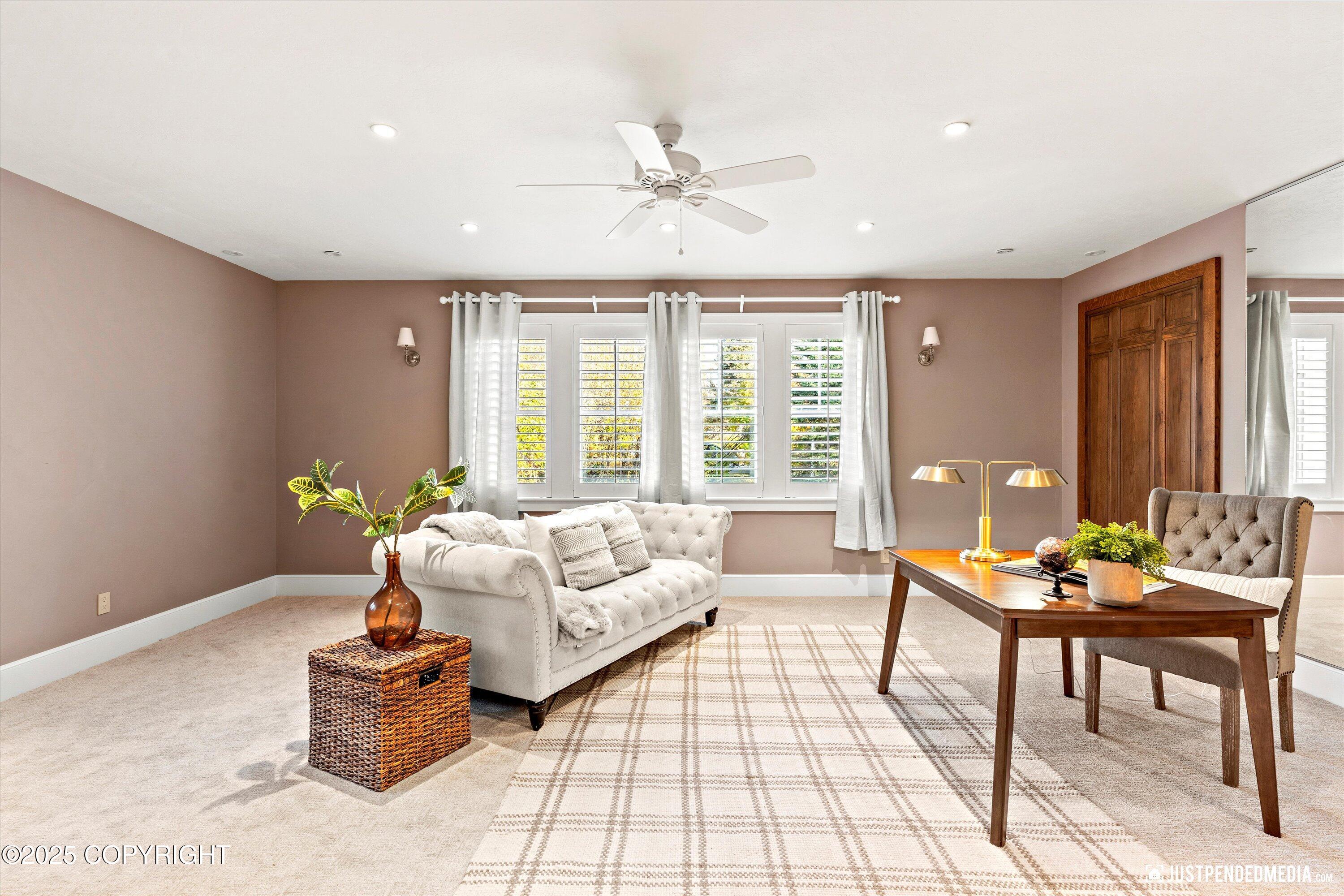 3806 North Point Circle