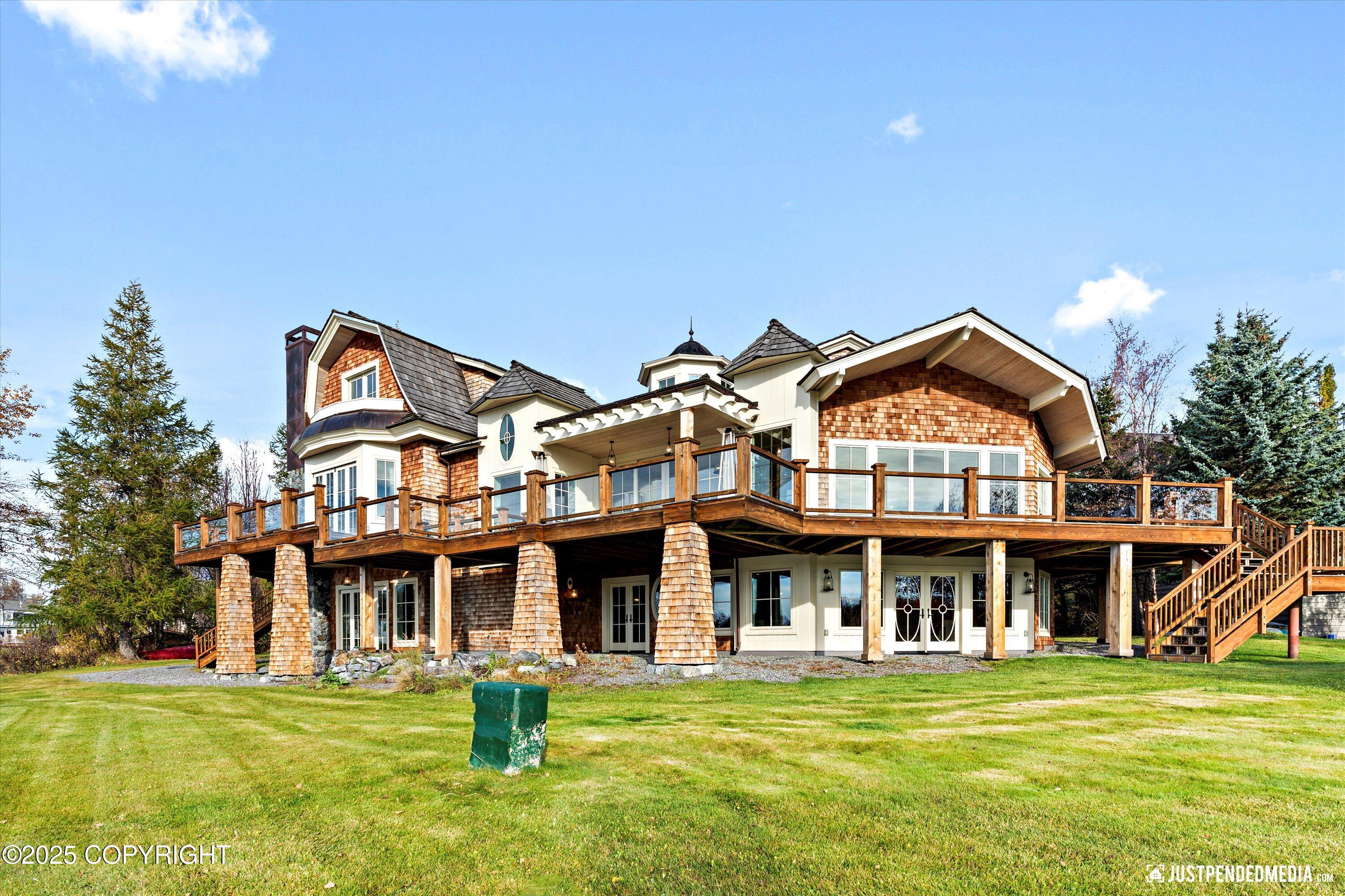 3806 North Point Circle