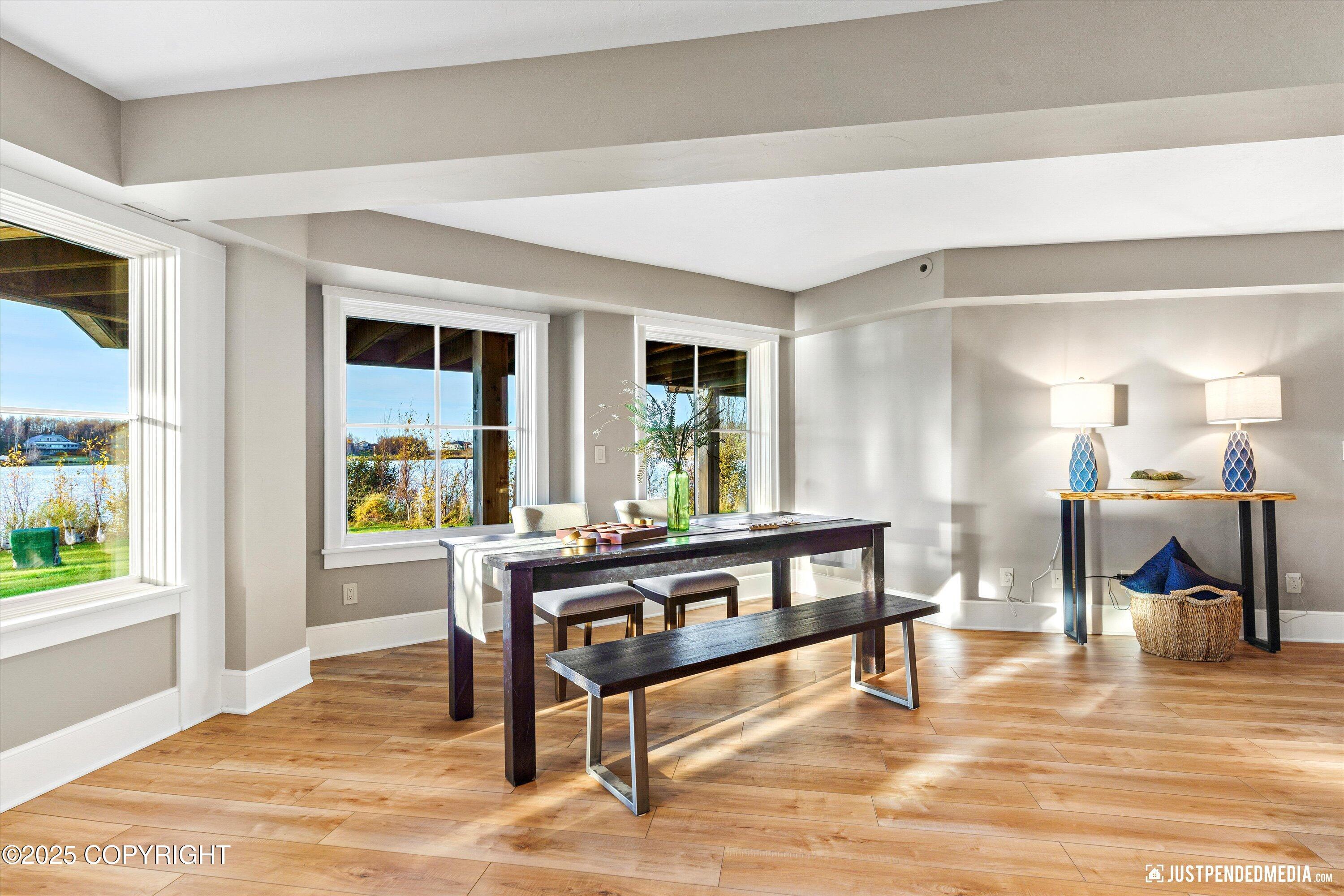 3806 North Point Circle