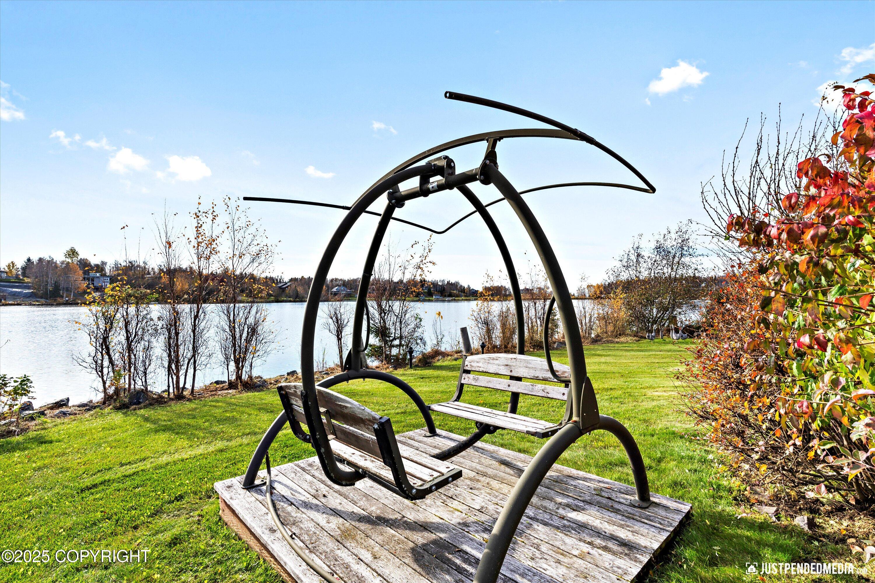 3806 North Point Circle