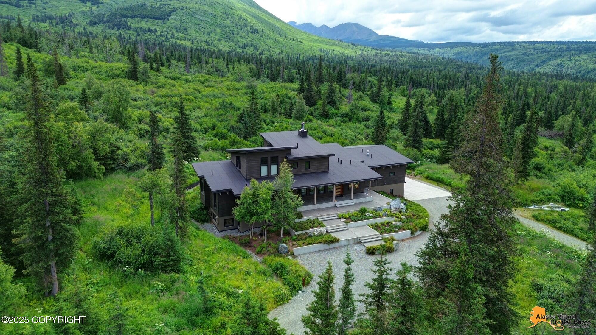 10400 Blackwolf Circle, Anchorage
