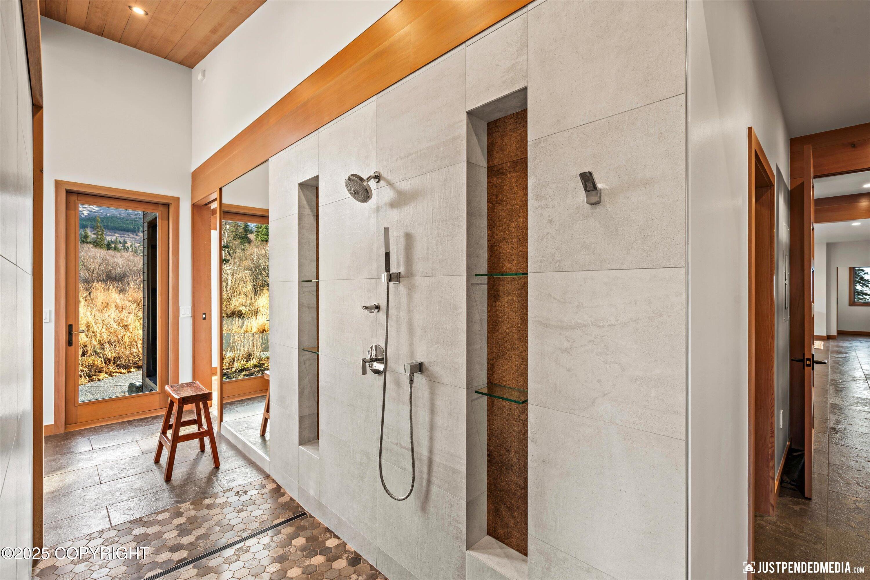 10400 Blackwolf Circle, Anchorage