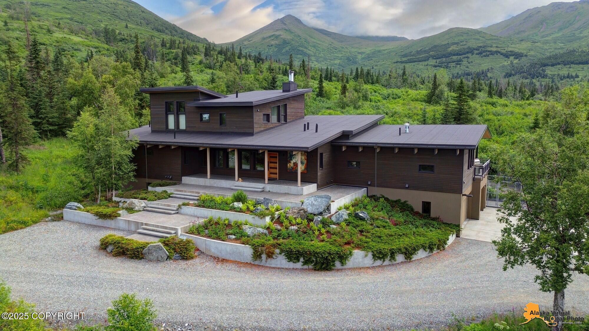 10400 Blackwolf Circle, Anchorage