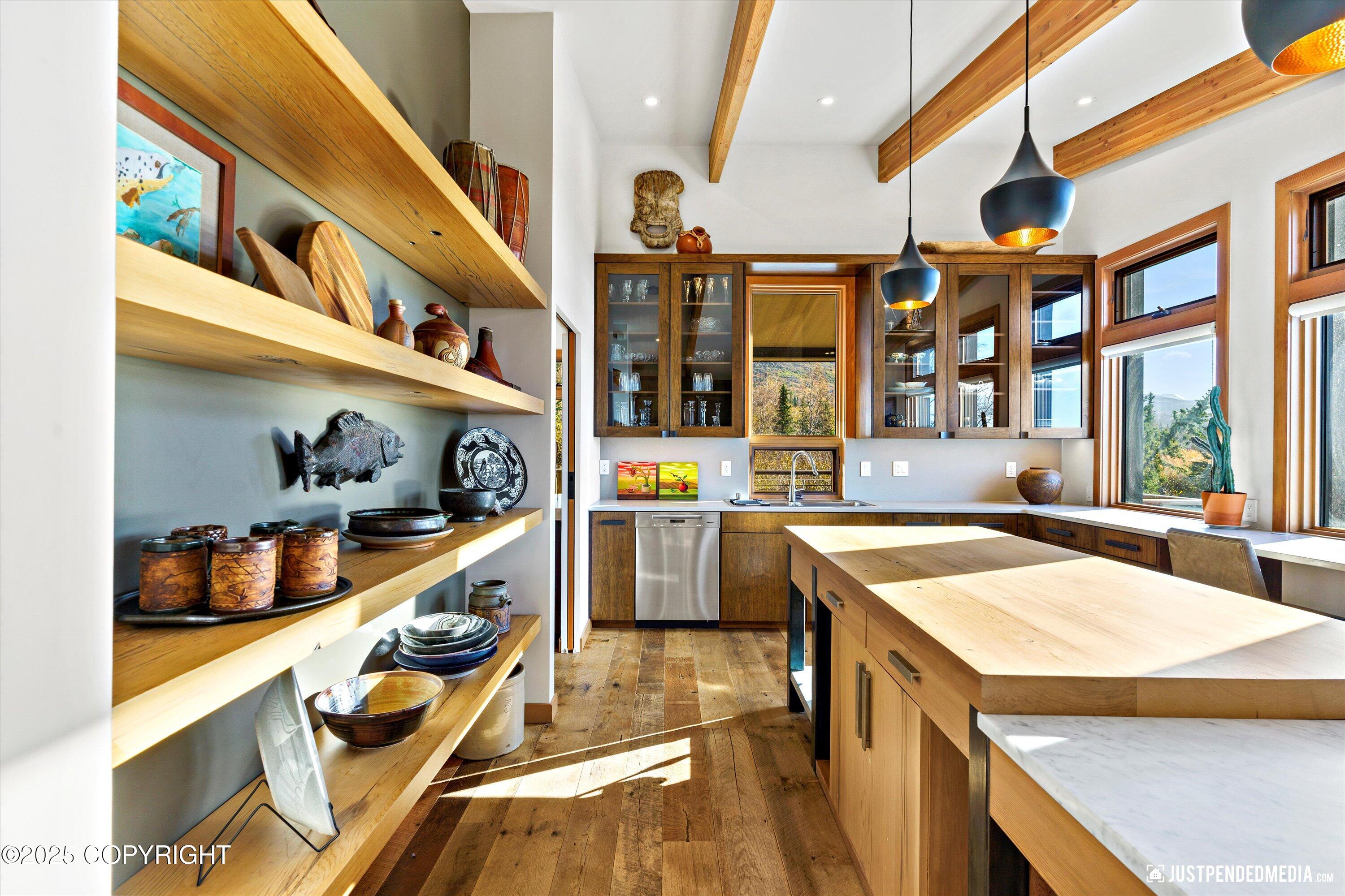 10400 Blackwolf Circle, Anchorage