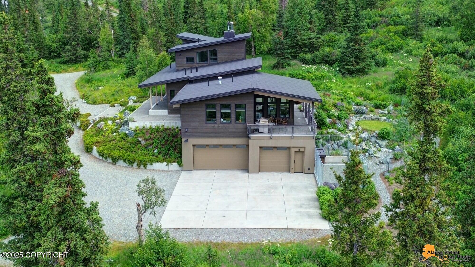 10400 Blackwolf Circle, Anchorage