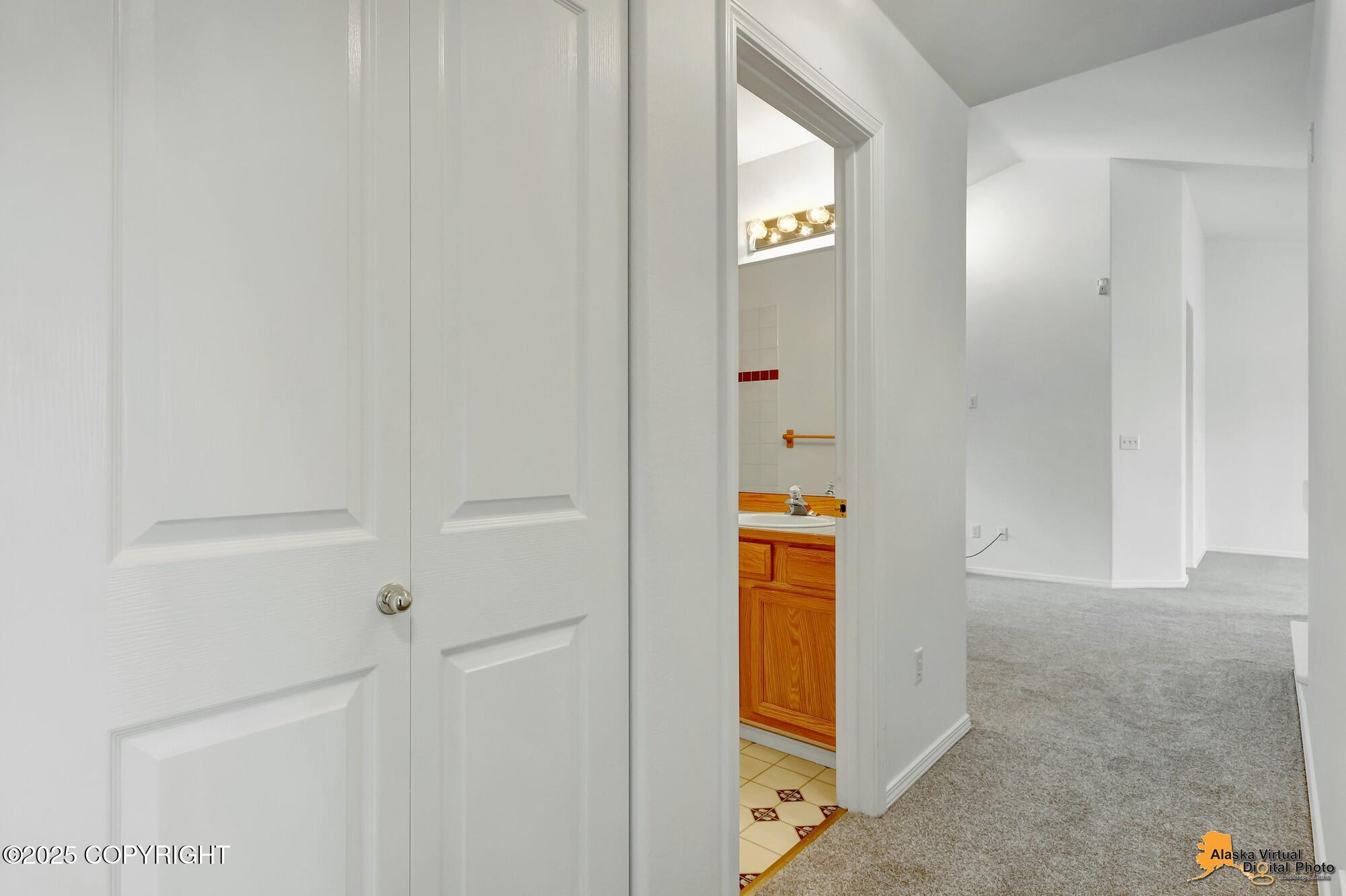 19250 Babrof Drive, Eagle River