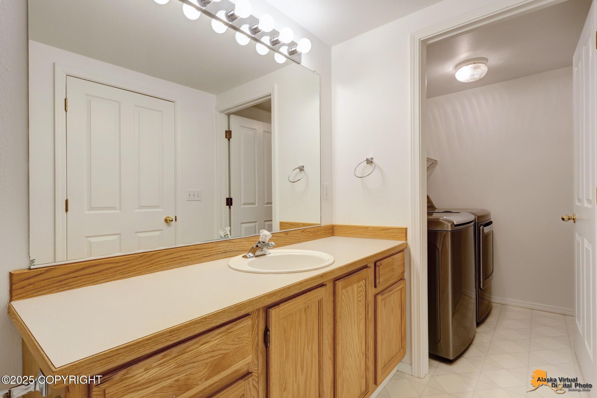 19250 Babrof Drive, Eagle River