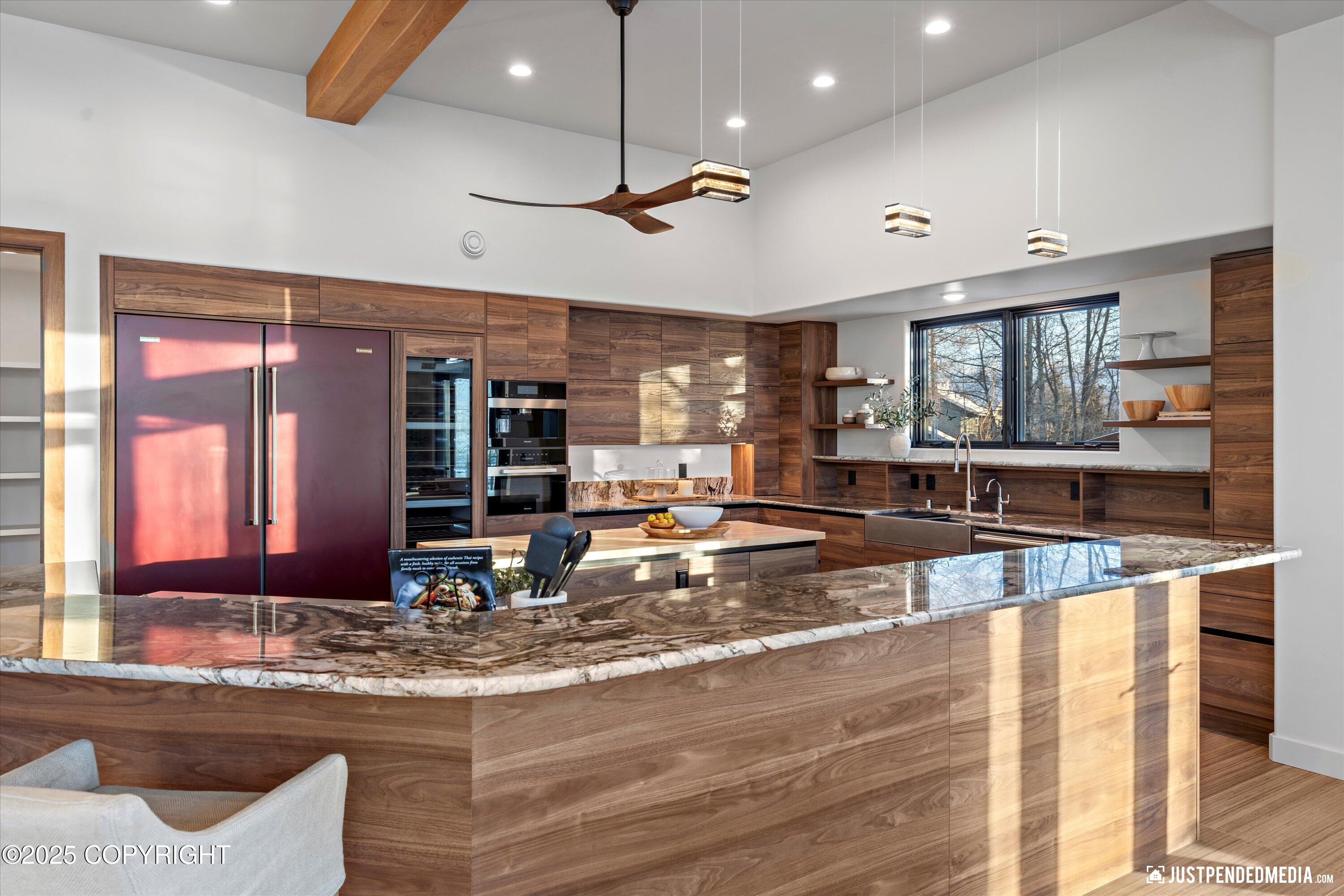 5112 Shorecrest Drive