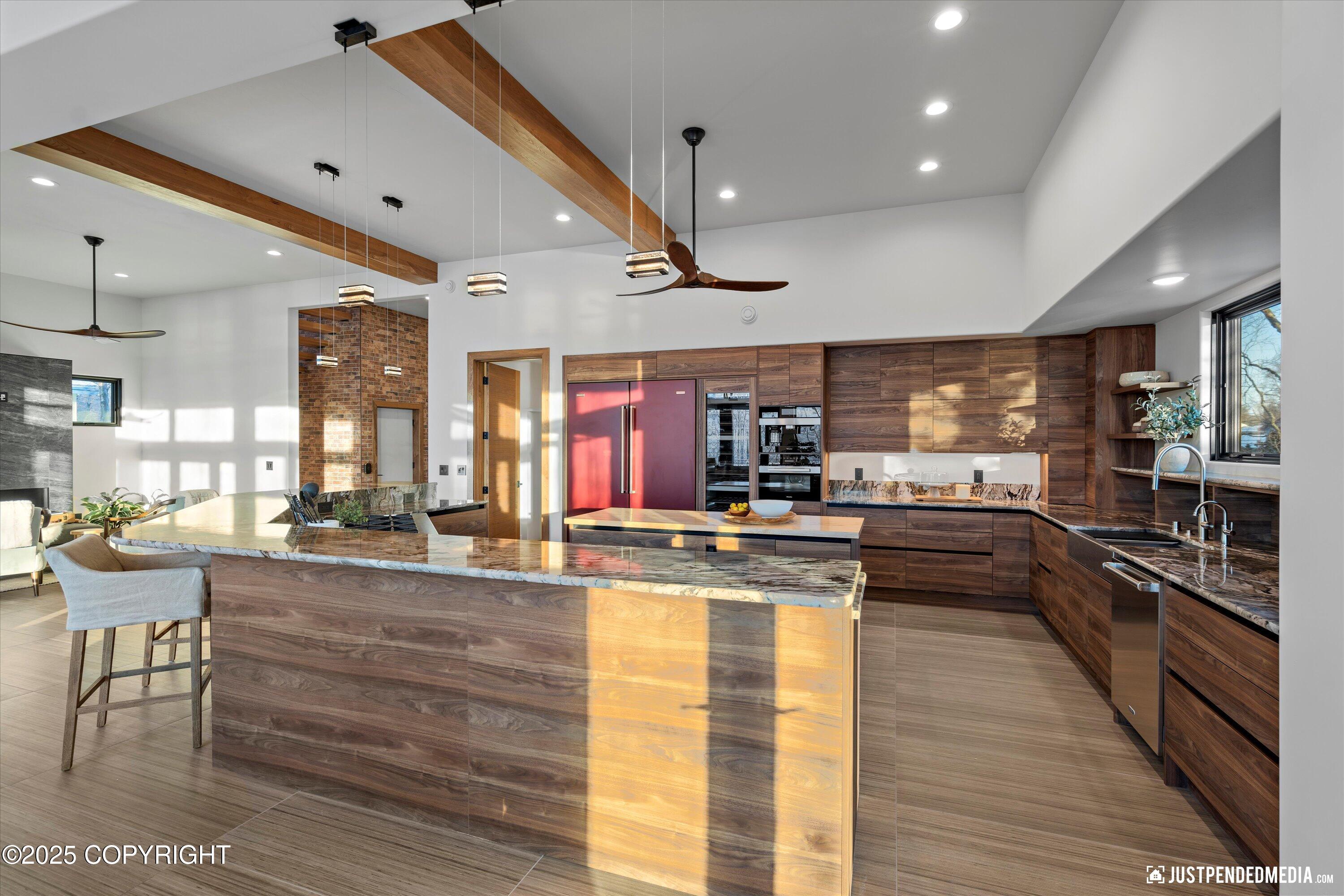 5112 Shorecrest Drive
