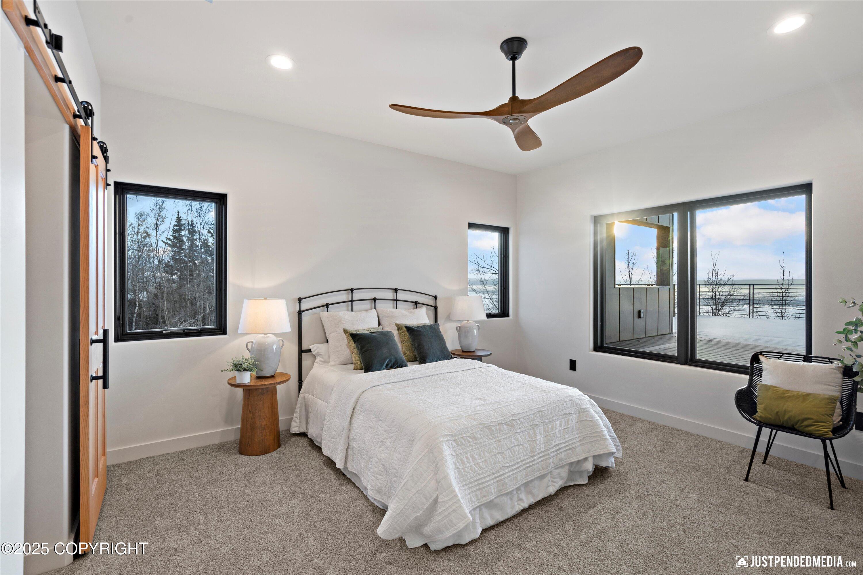 5112 Shorecrest Drive