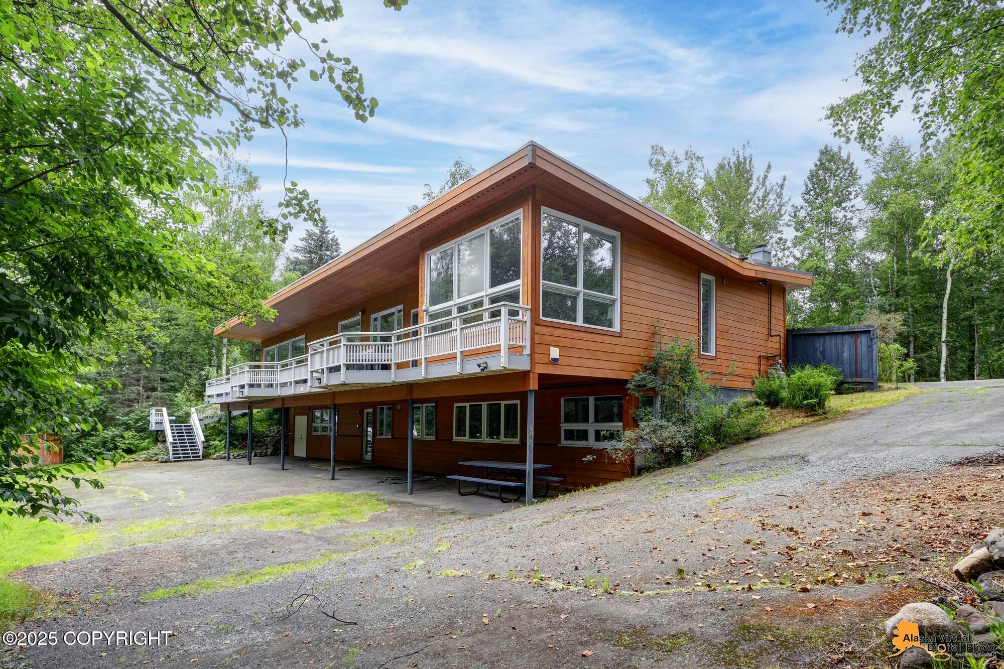 2201 Otter Street