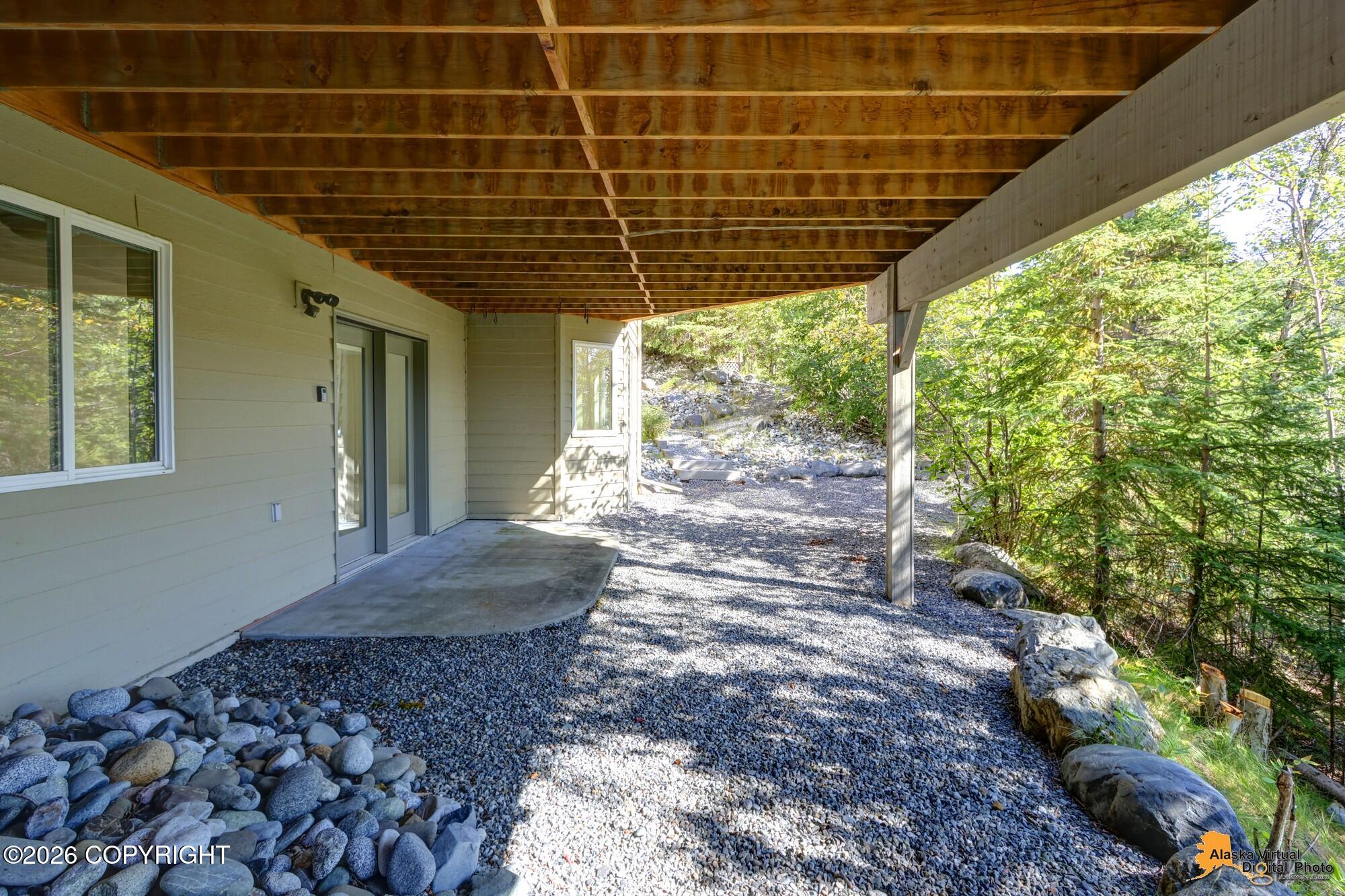 4742 Potter Crest Circle