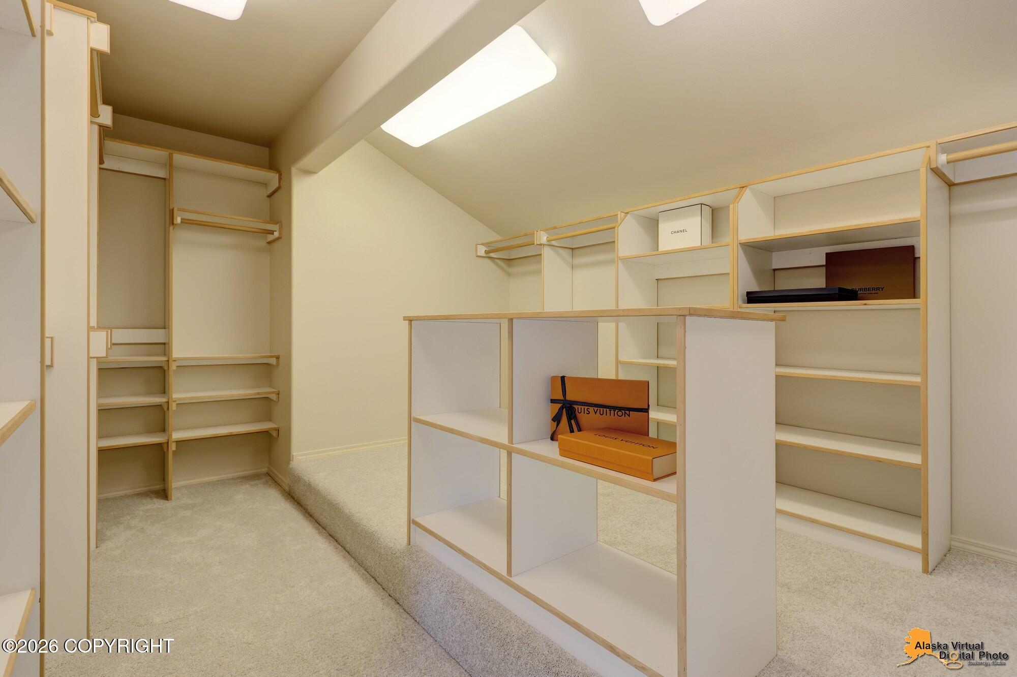 4742 Potter Crest Circle