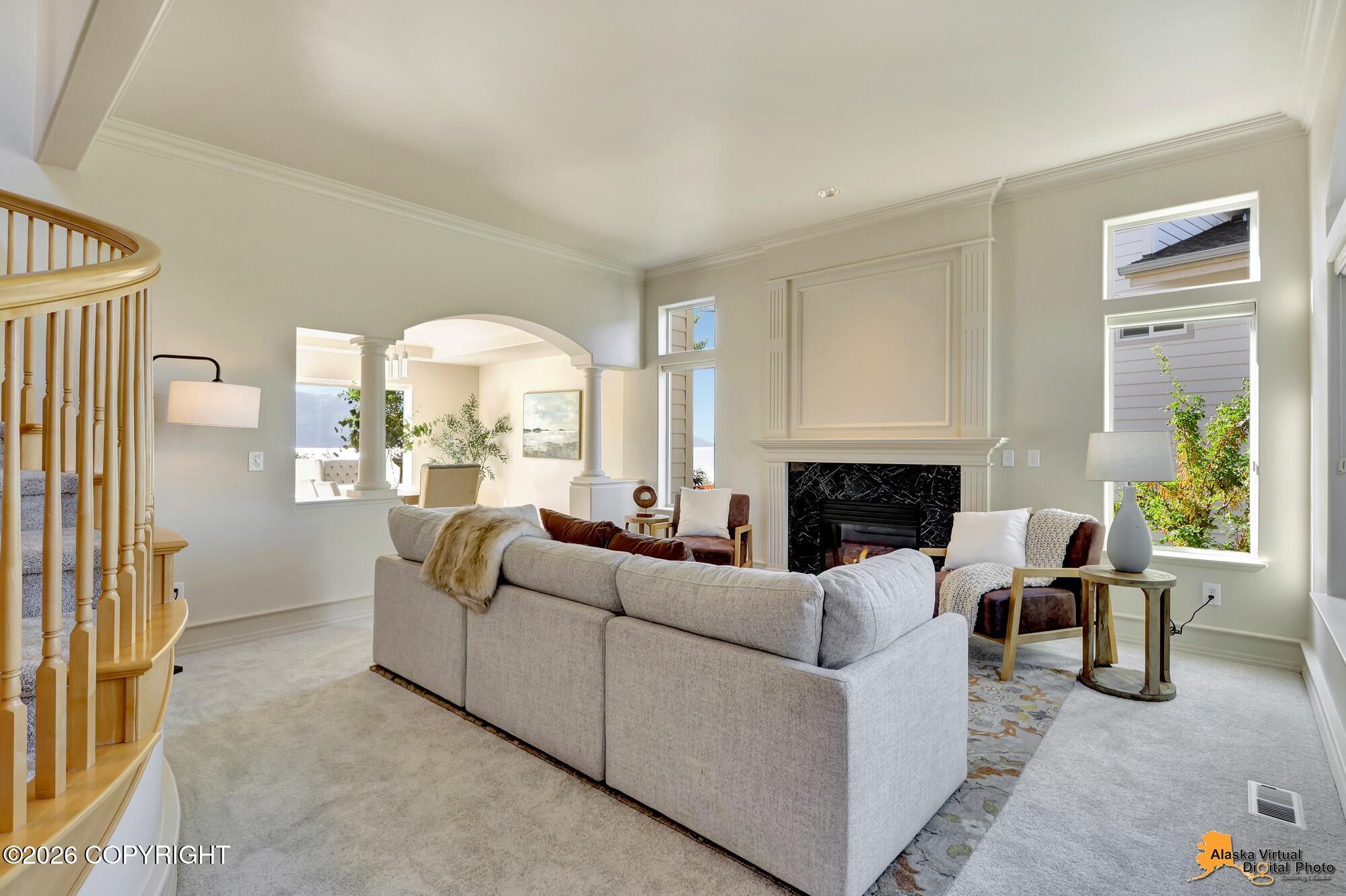 4742 Potter Crest Circle
