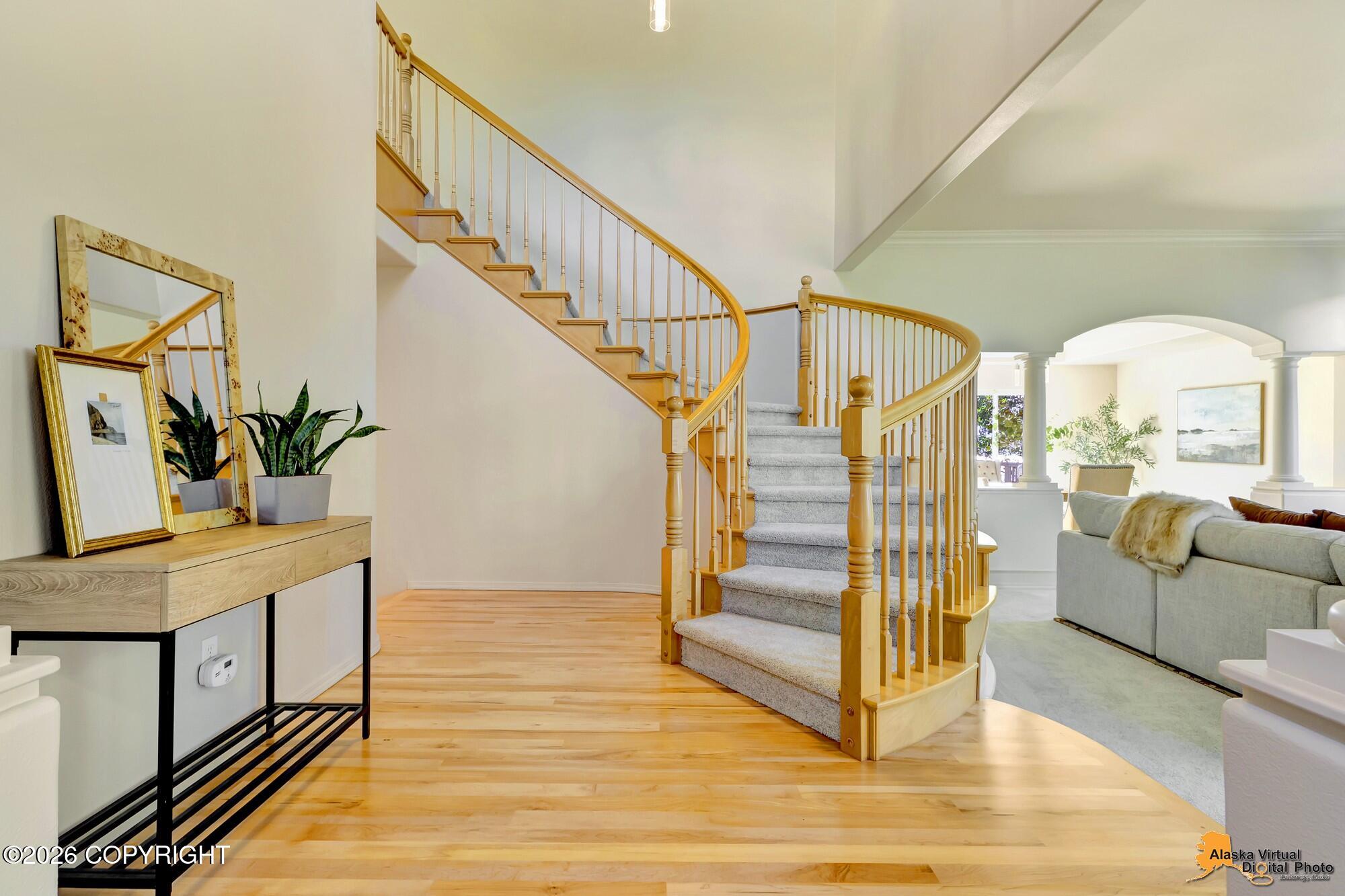 4742 Potter Crest Circle
