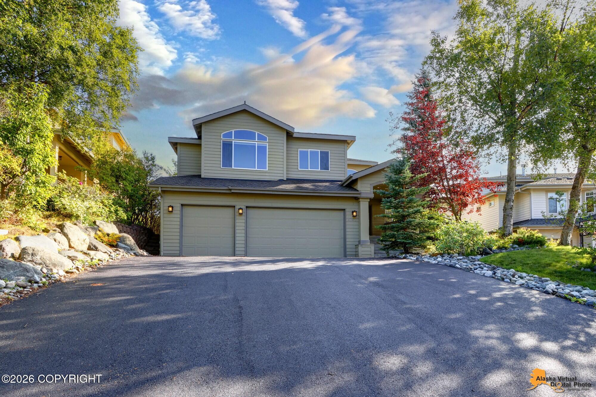 4742 Potter Crest Circle