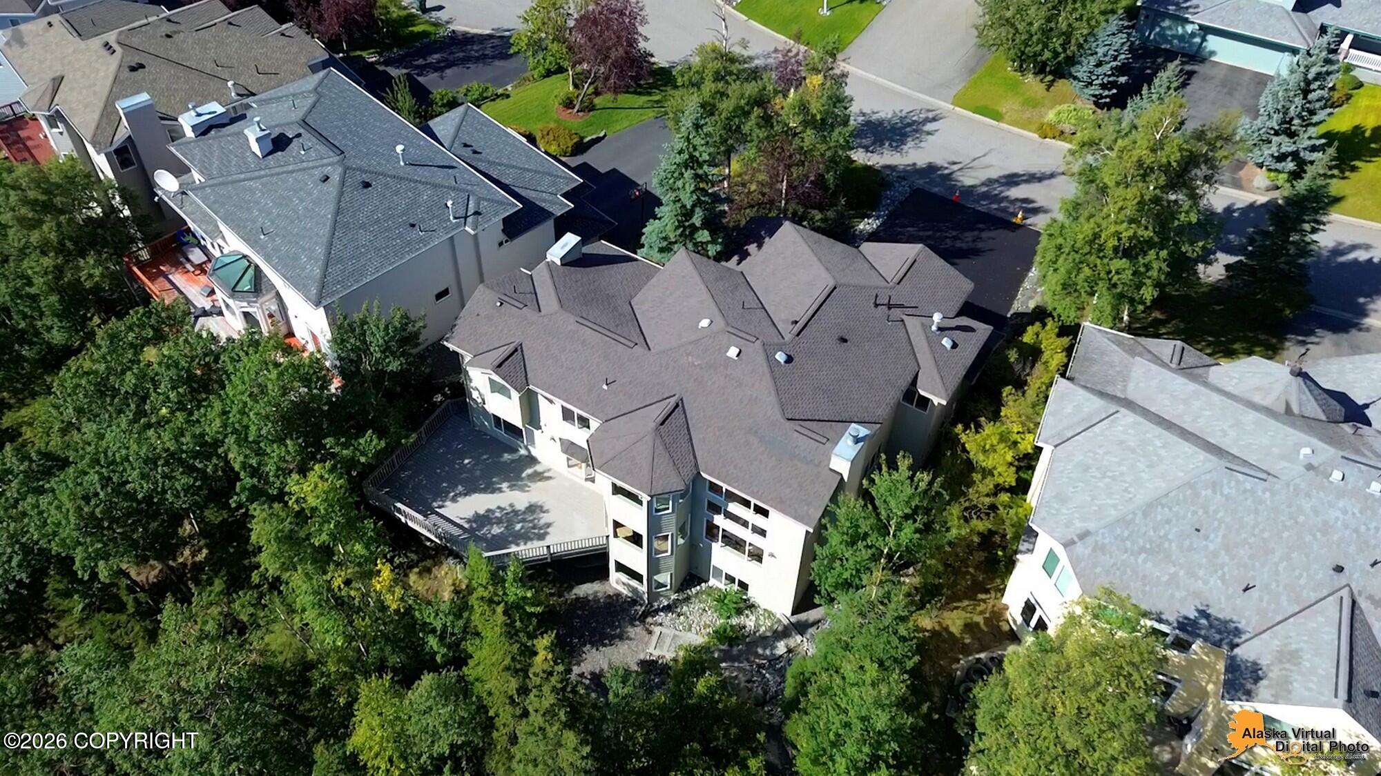 4742 Potter Crest Circle