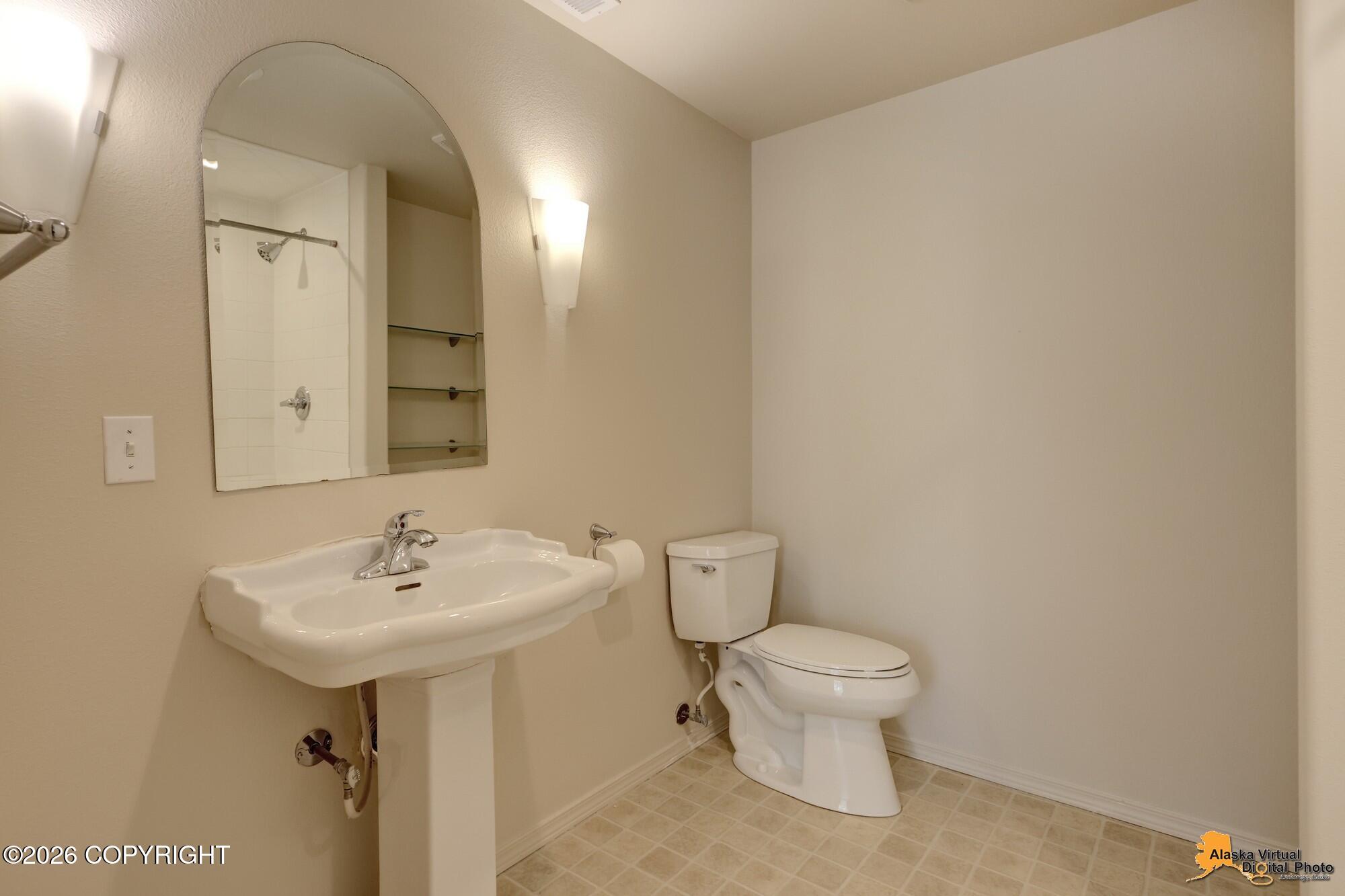 4742 Potter Crest Circle