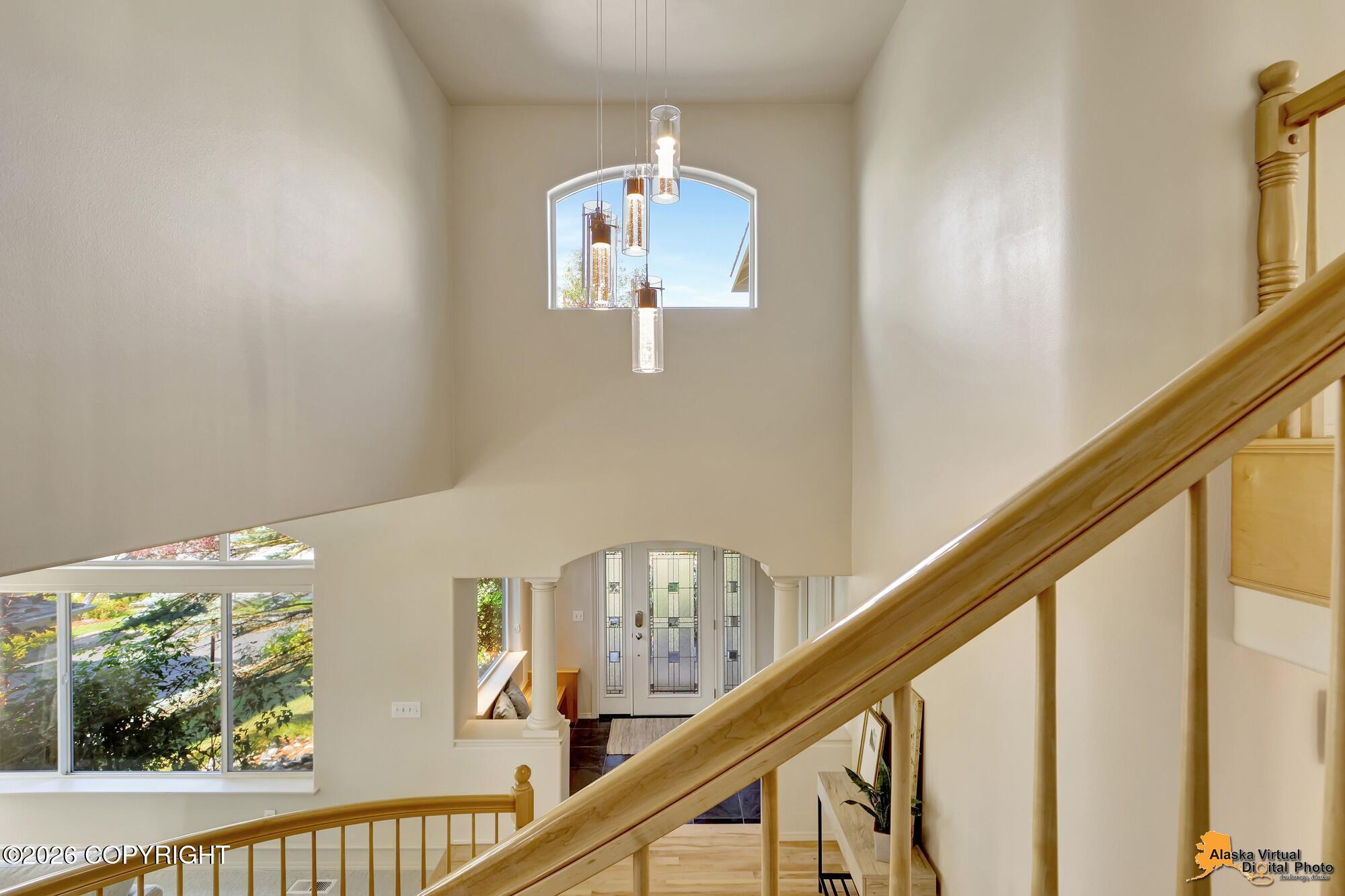 4742 Potter Crest Circle