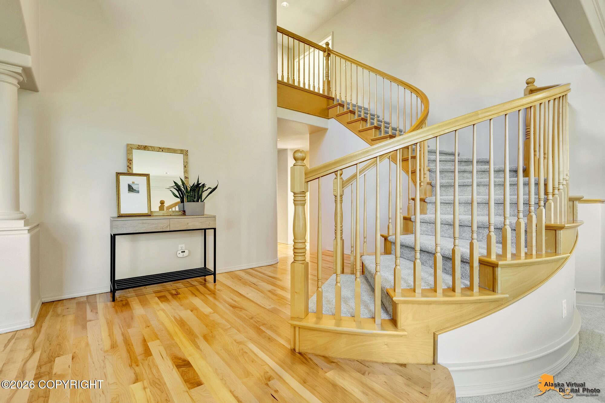 4742 Potter Crest Circle