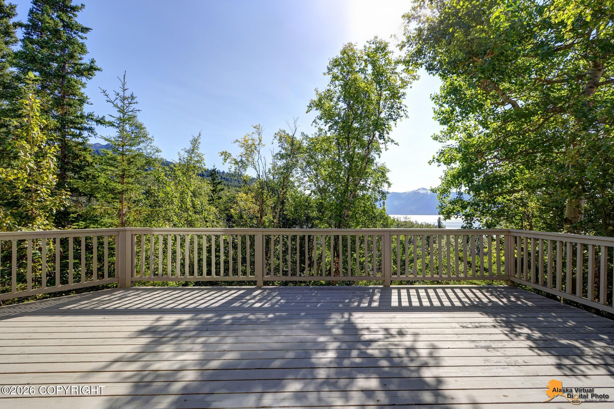 4742 Potter Crest Circle
