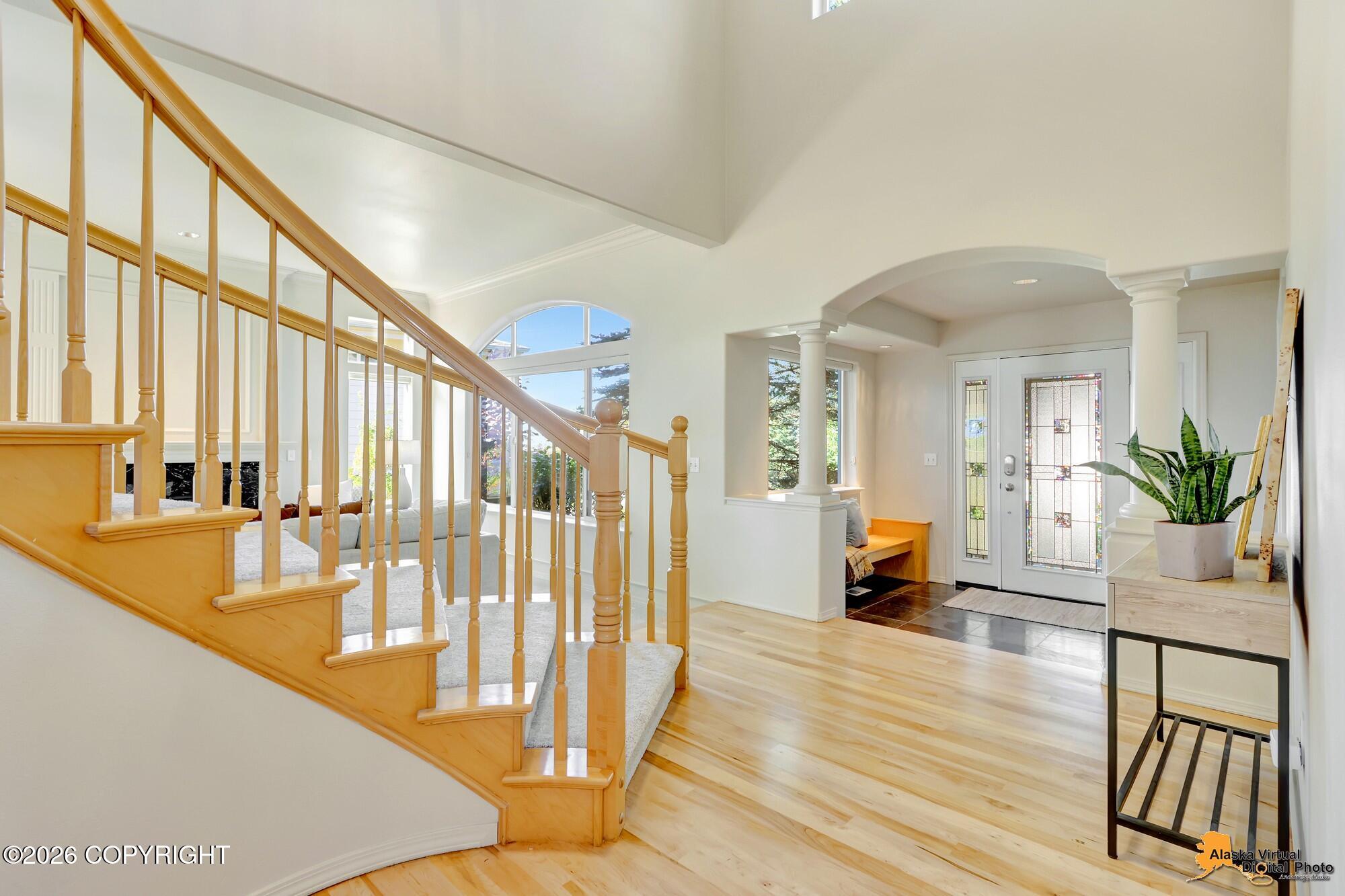4742 Potter Crest Circle