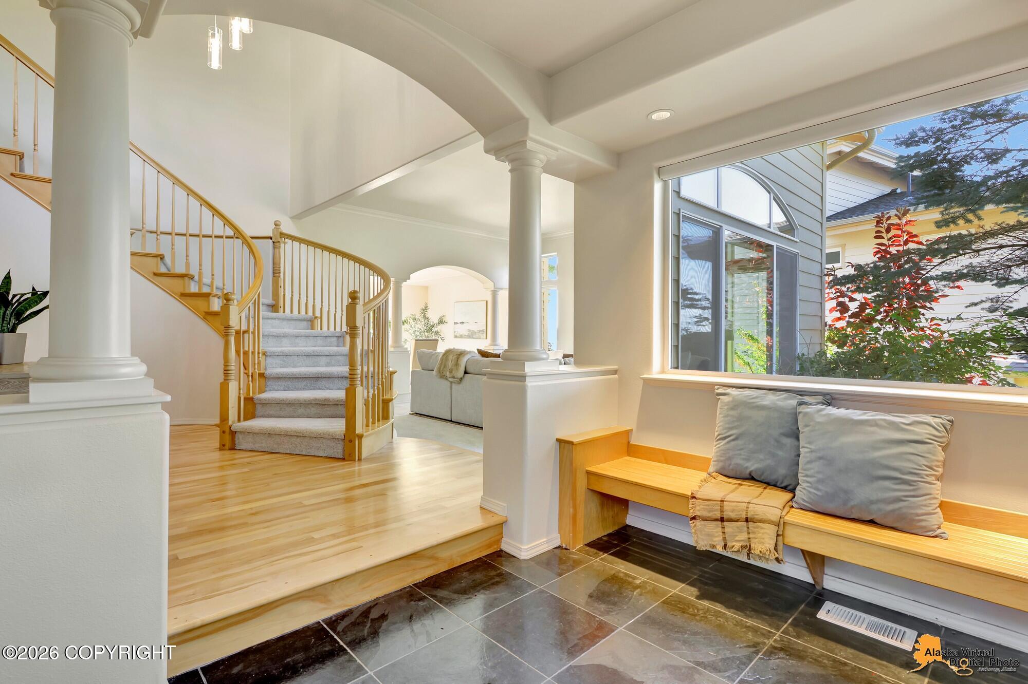 4742 Potter Crest Circle