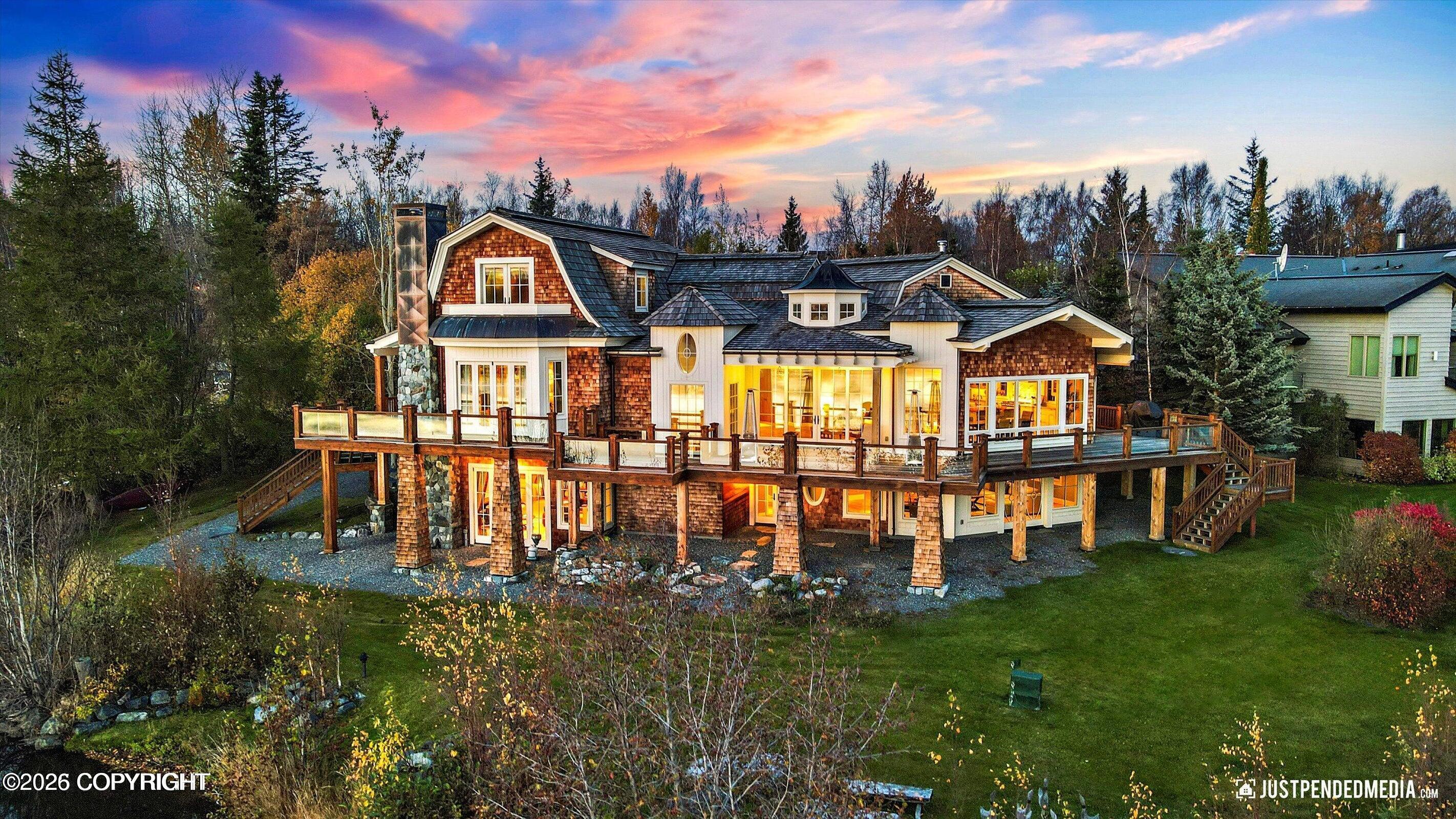 3806 North Point Circle