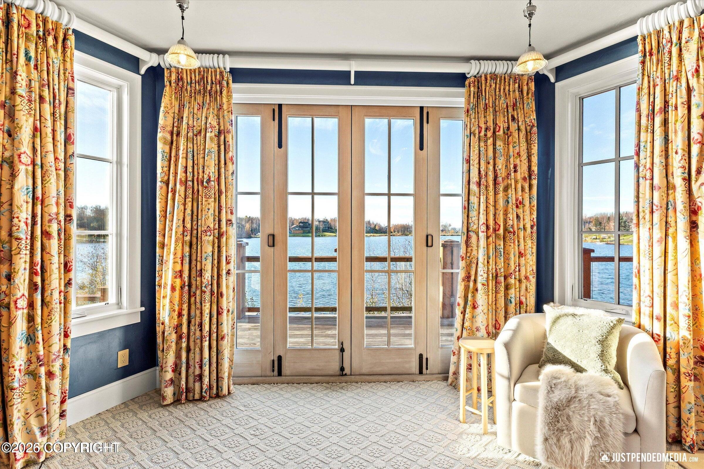 3806 North Point Circle