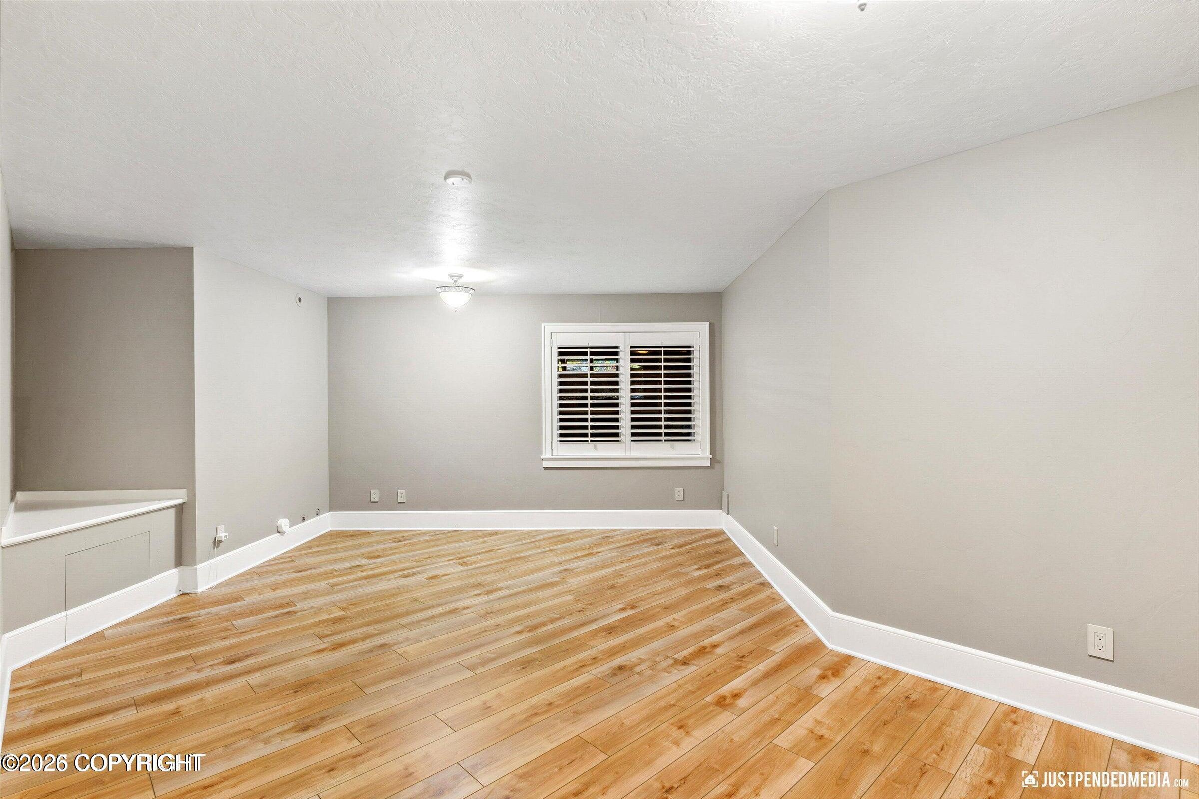 3806 North Point Circle