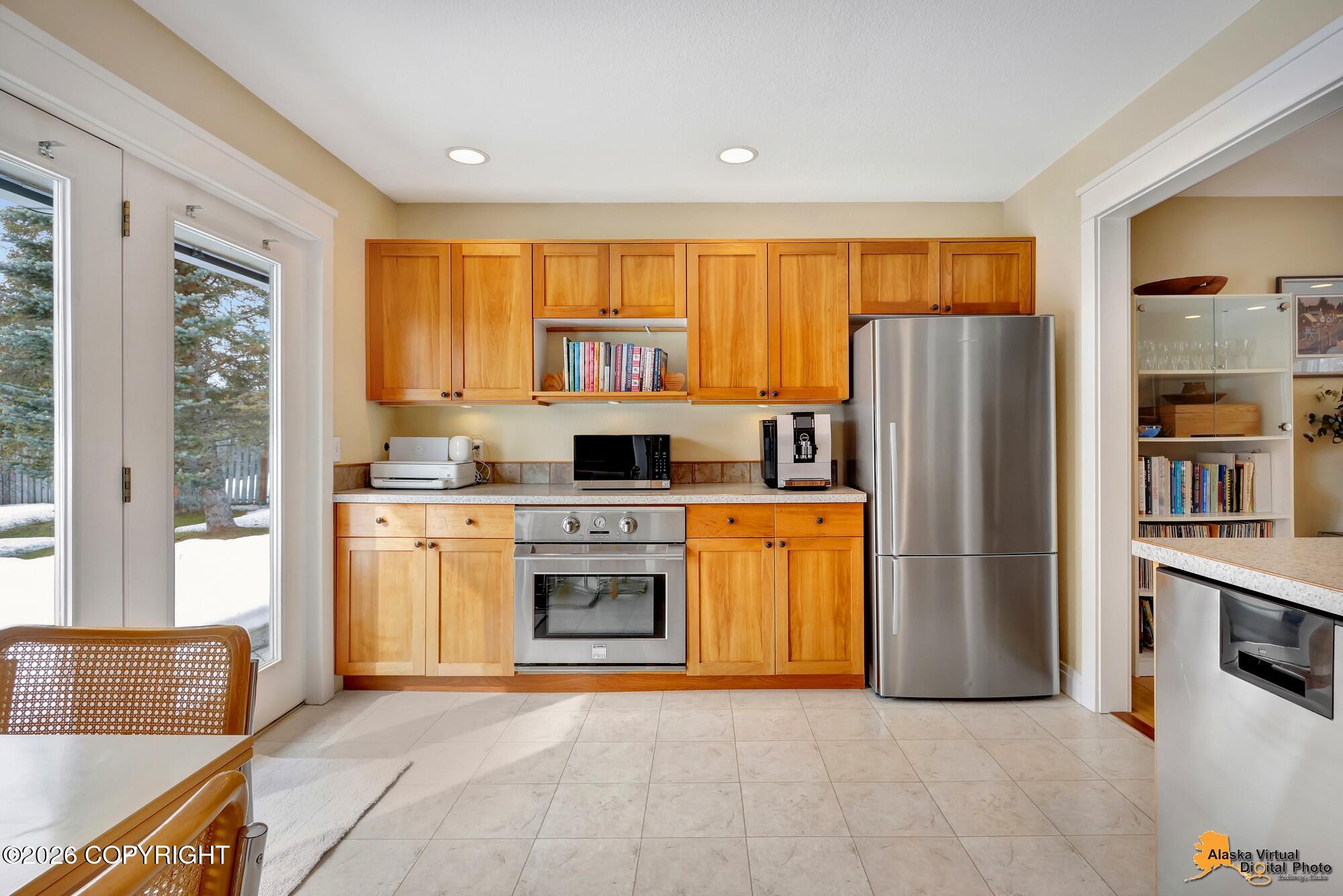 2350 Captain Cook Drive