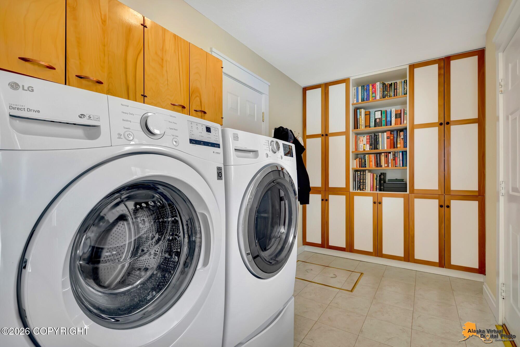 2350 Captain Cook Drive