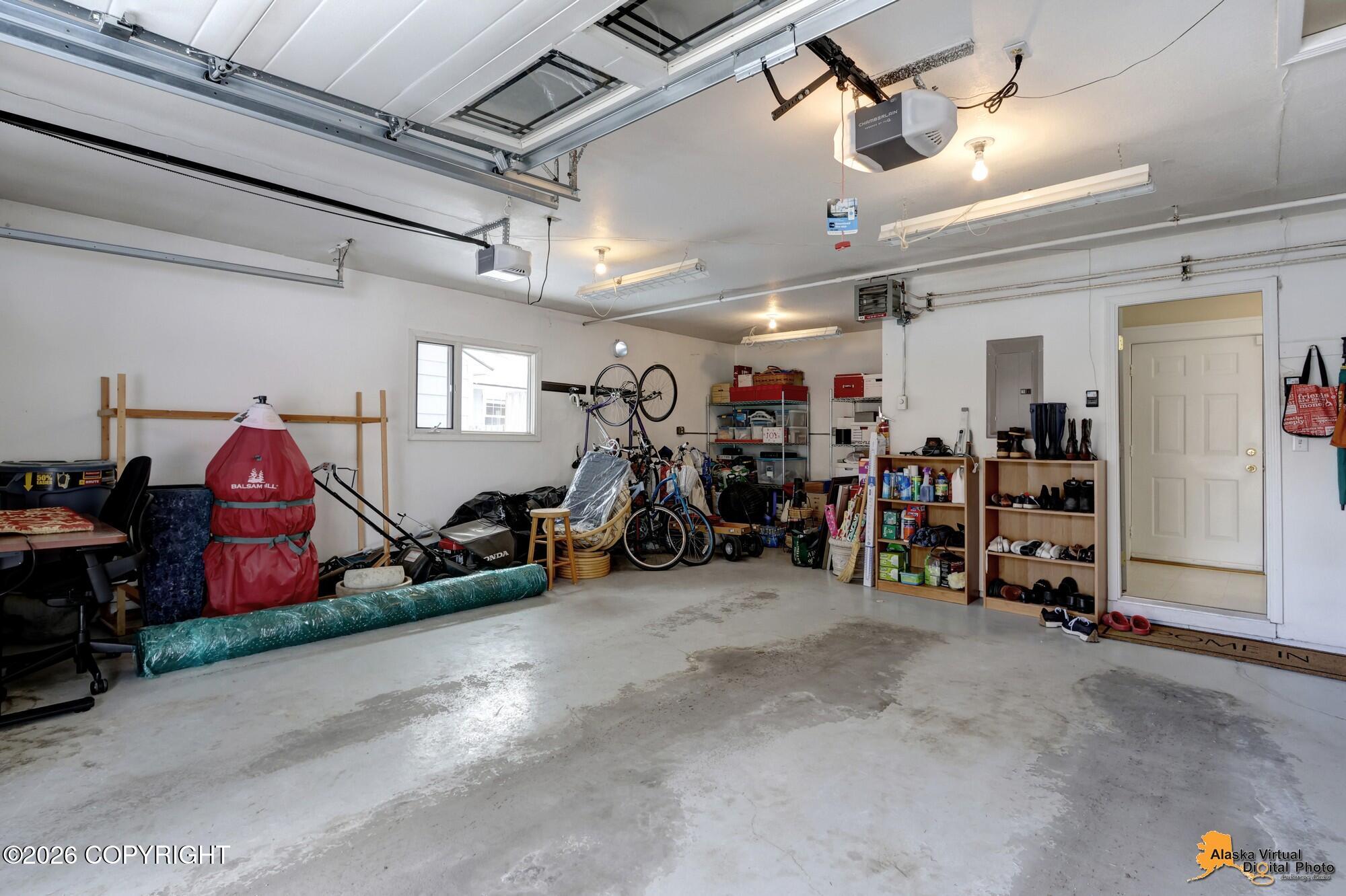 2350 Captain Cook Drive