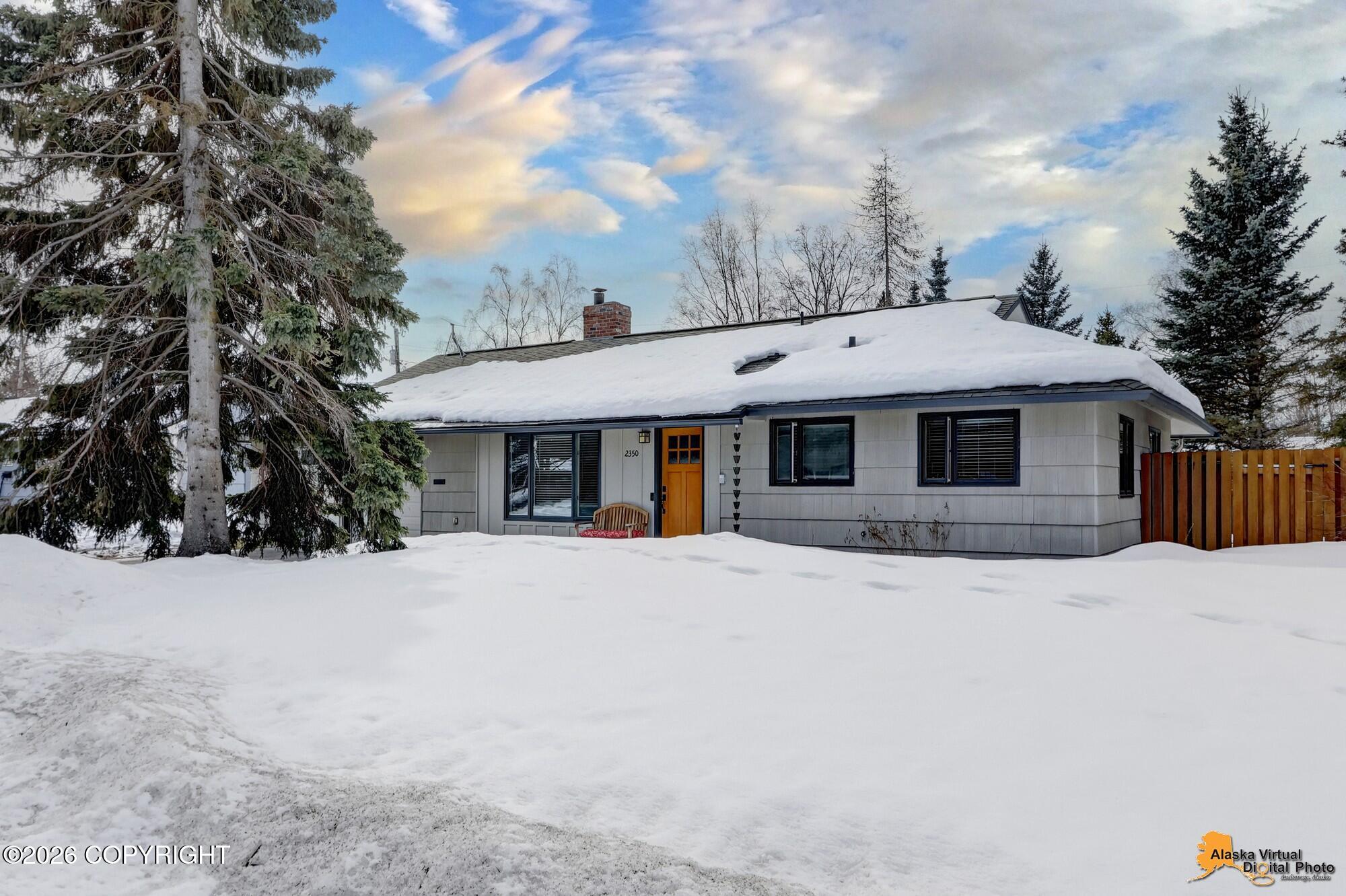 2350 Captain Cook Drive