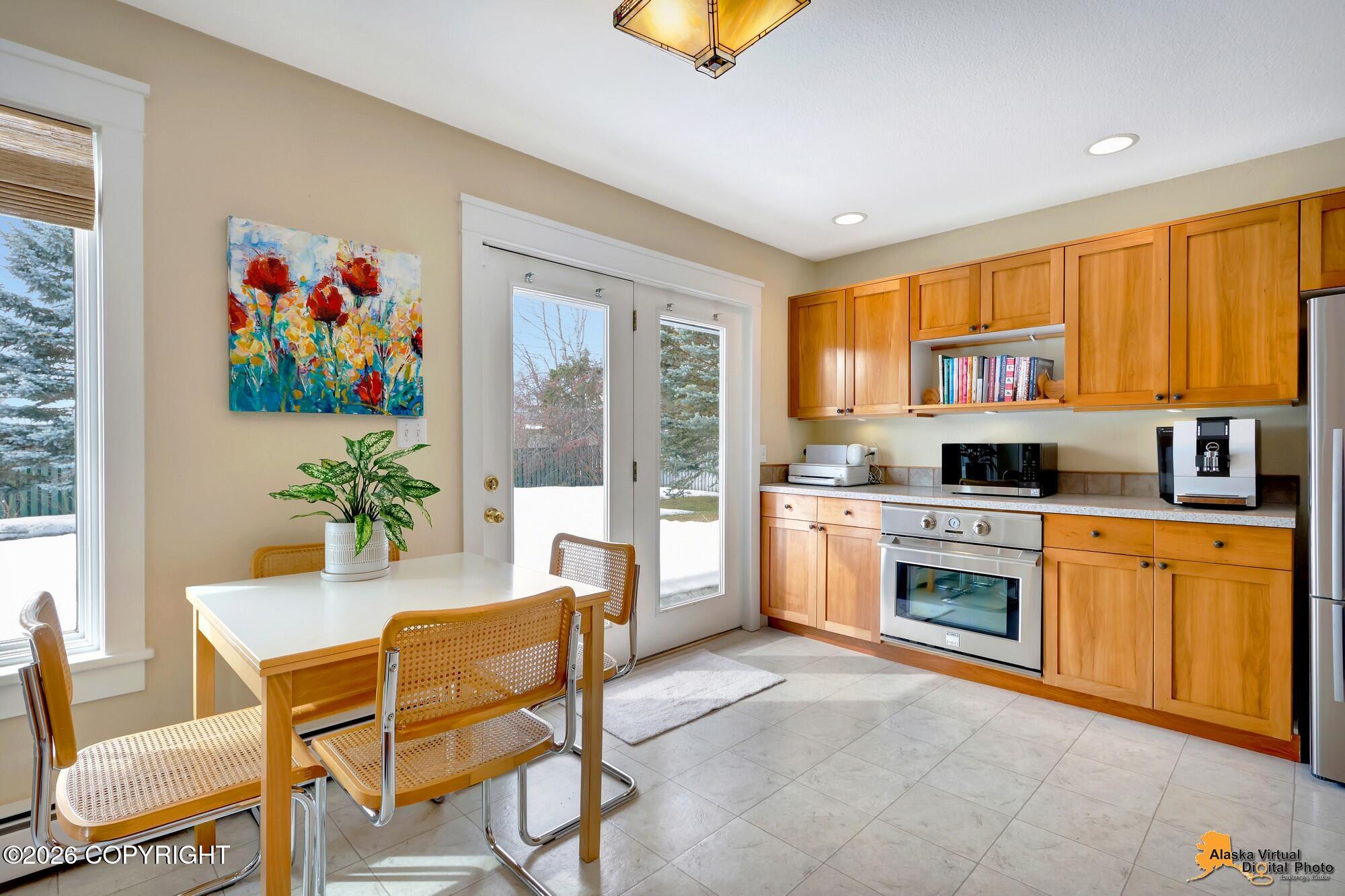 2350 Captain Cook Drive