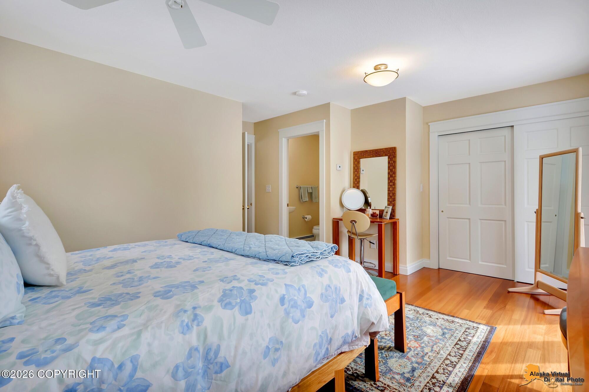 2350 Captain Cook Drive