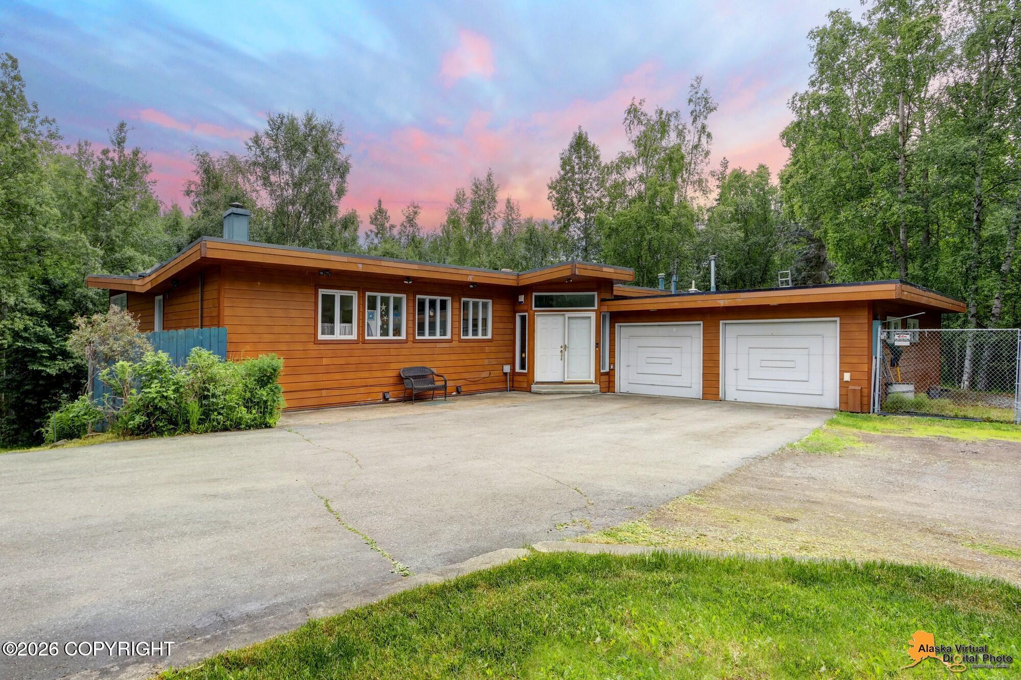 2201 Otter Street