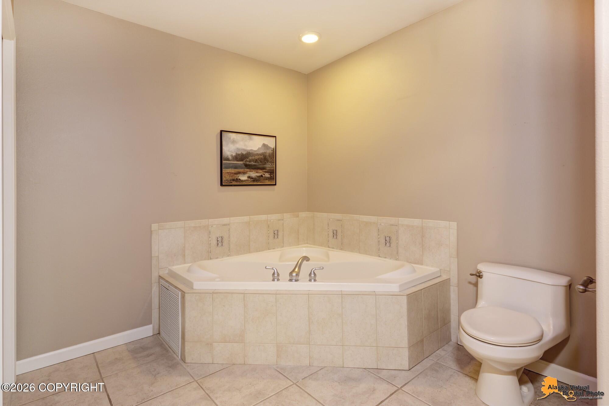 9123 Sahalee Drive