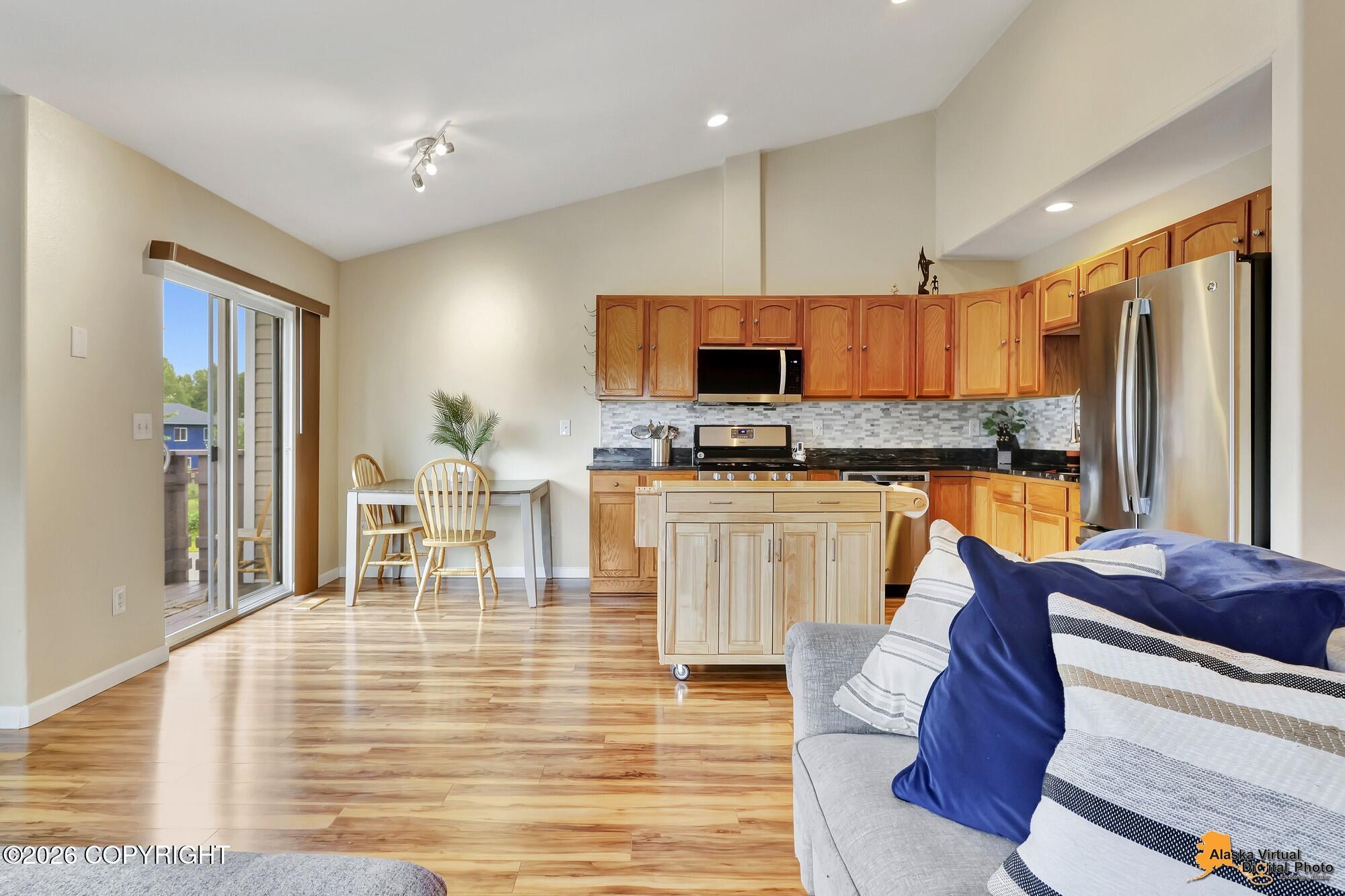 2049 E 73rd Avenue # 8 Unit: #8