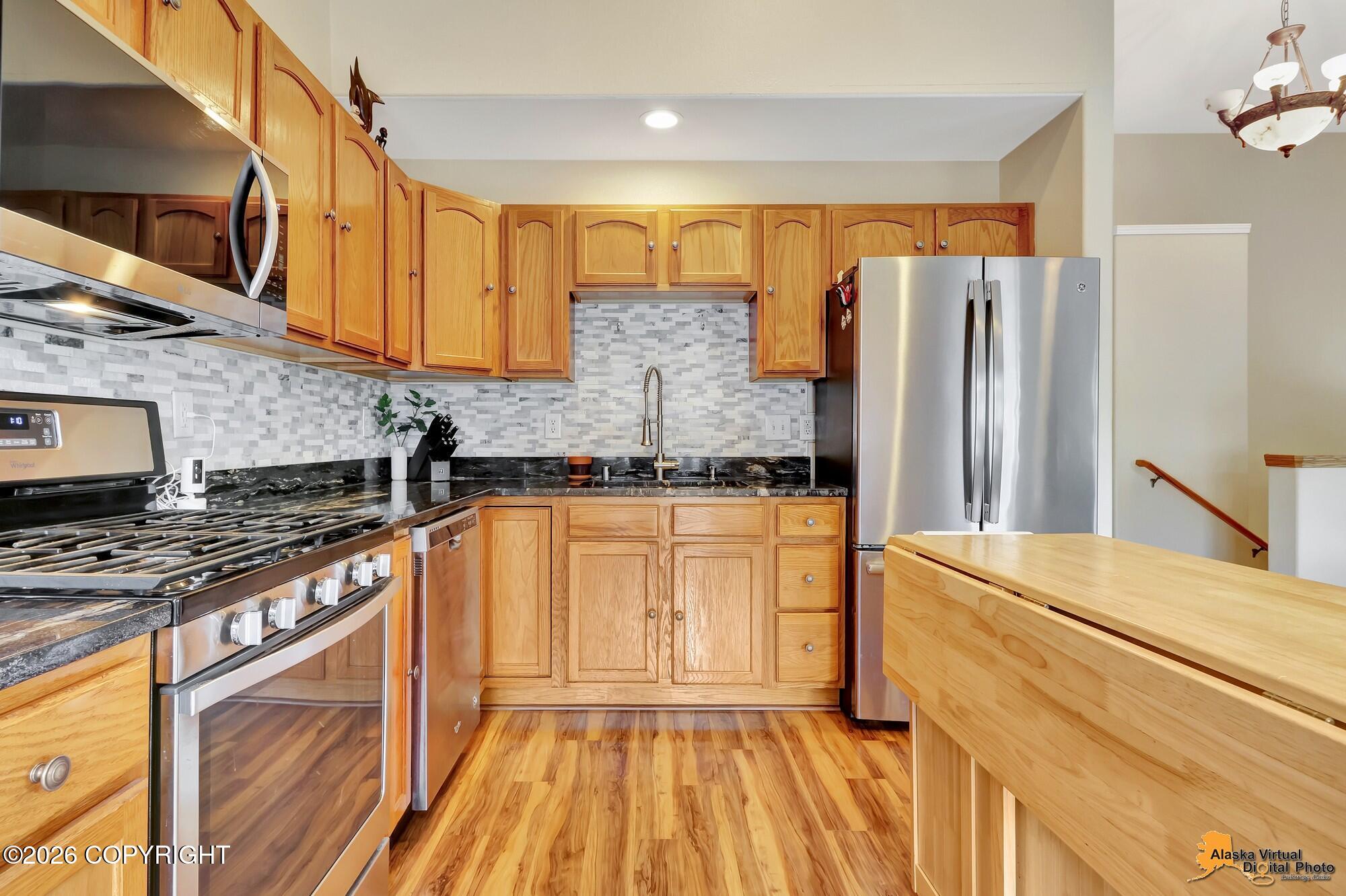 2049 E 73rd Avenue # 8 Unit: #8