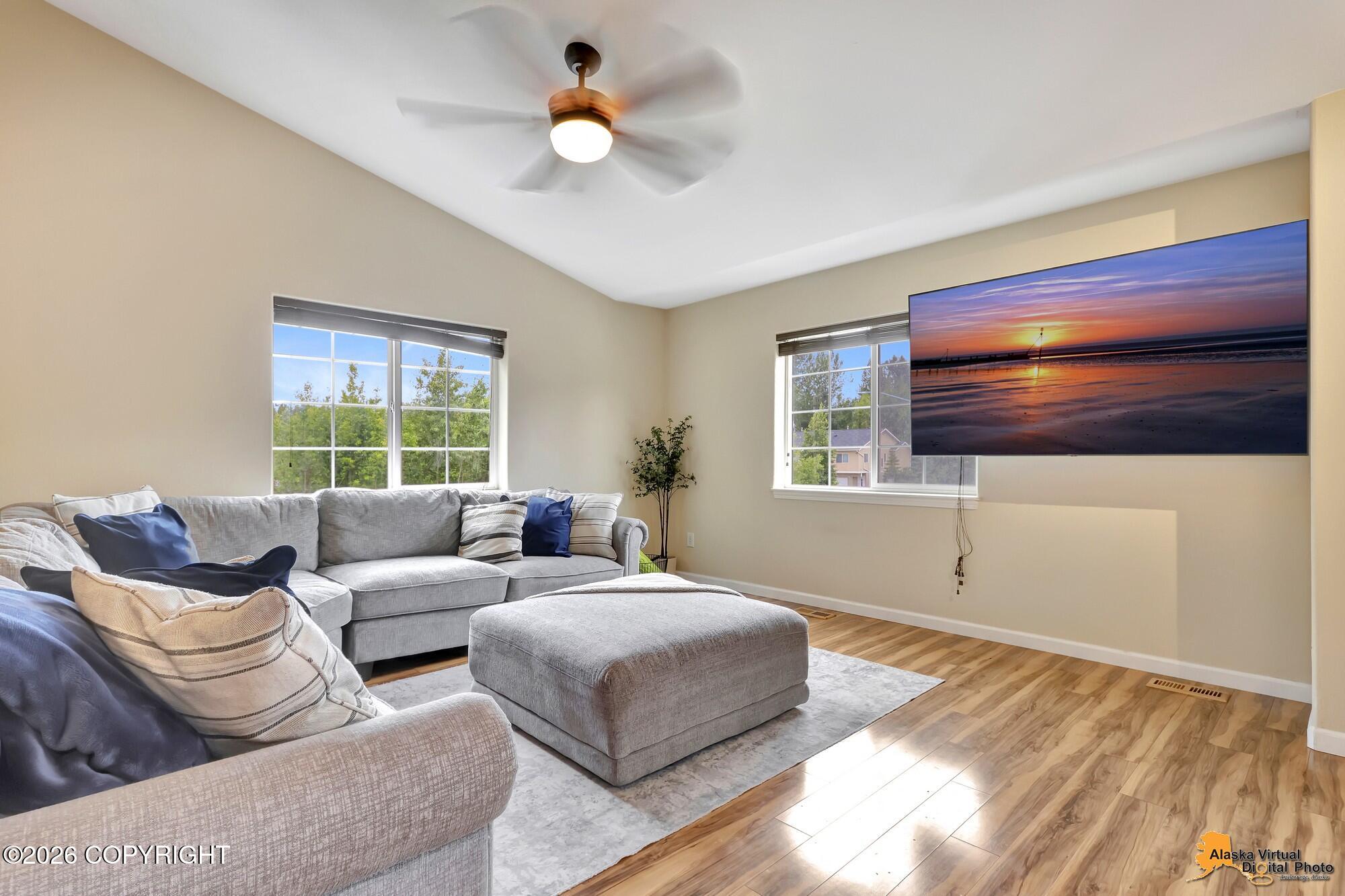 2049 E 73rd Avenue # 8 Unit: #8