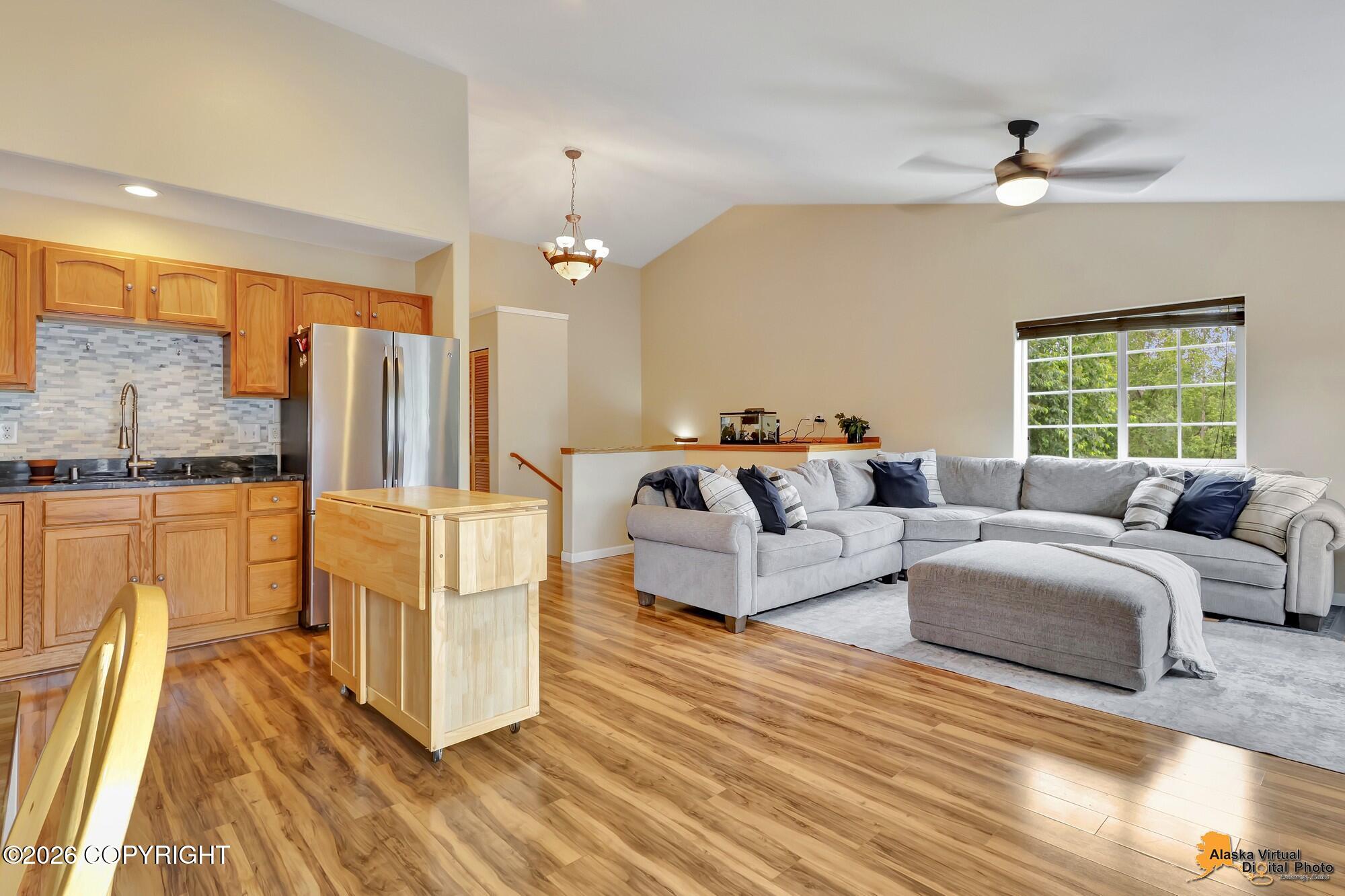 2049 E 73rd Avenue # 8 Unit: #8