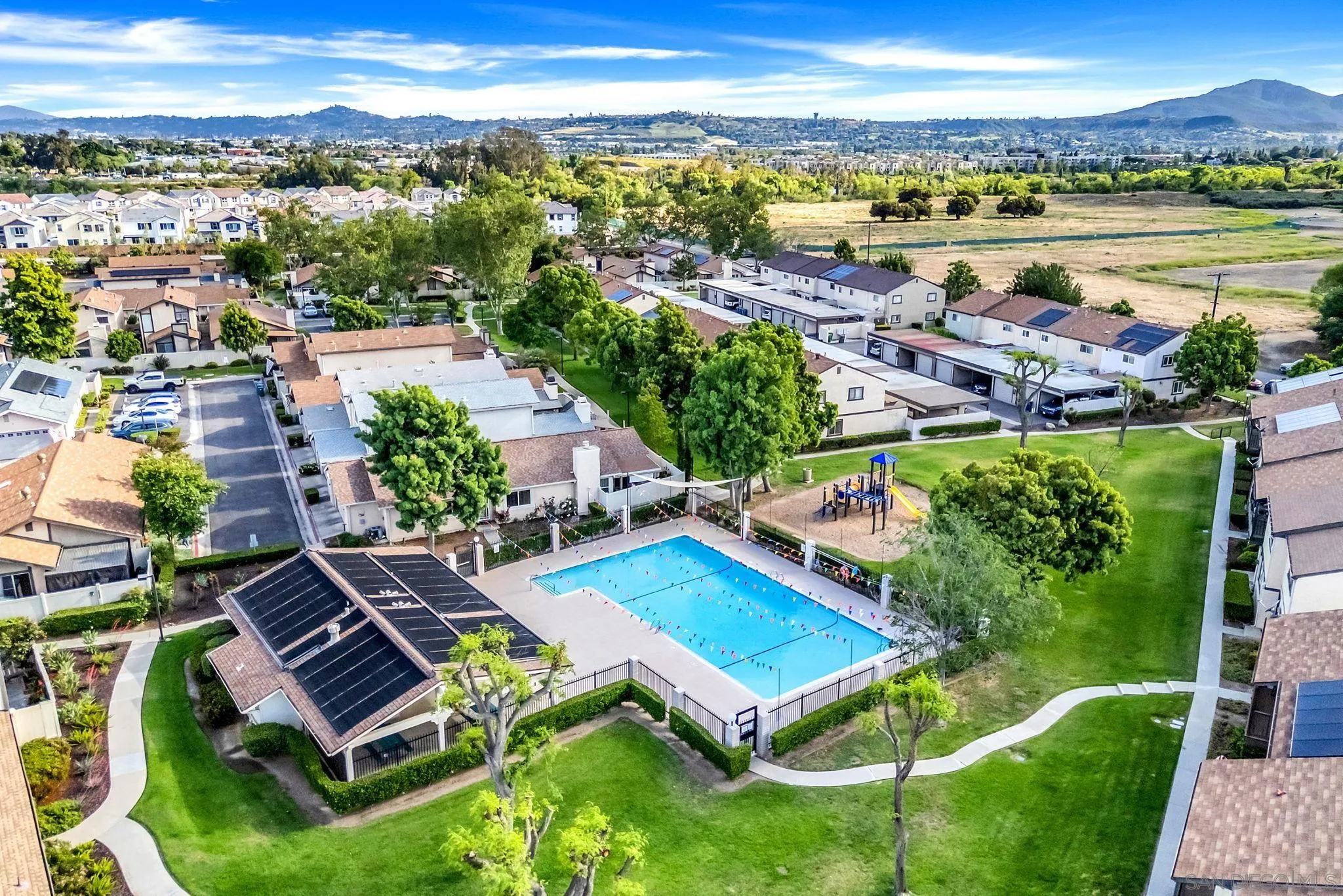 9560 Frank Way