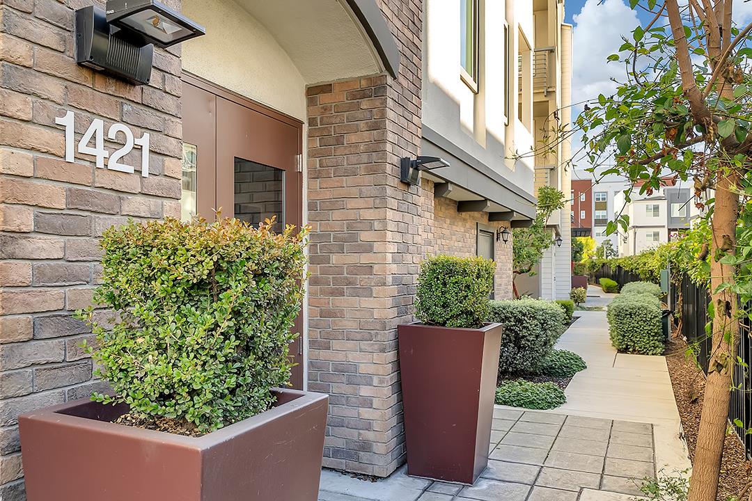 1421 Nightshade RD 30